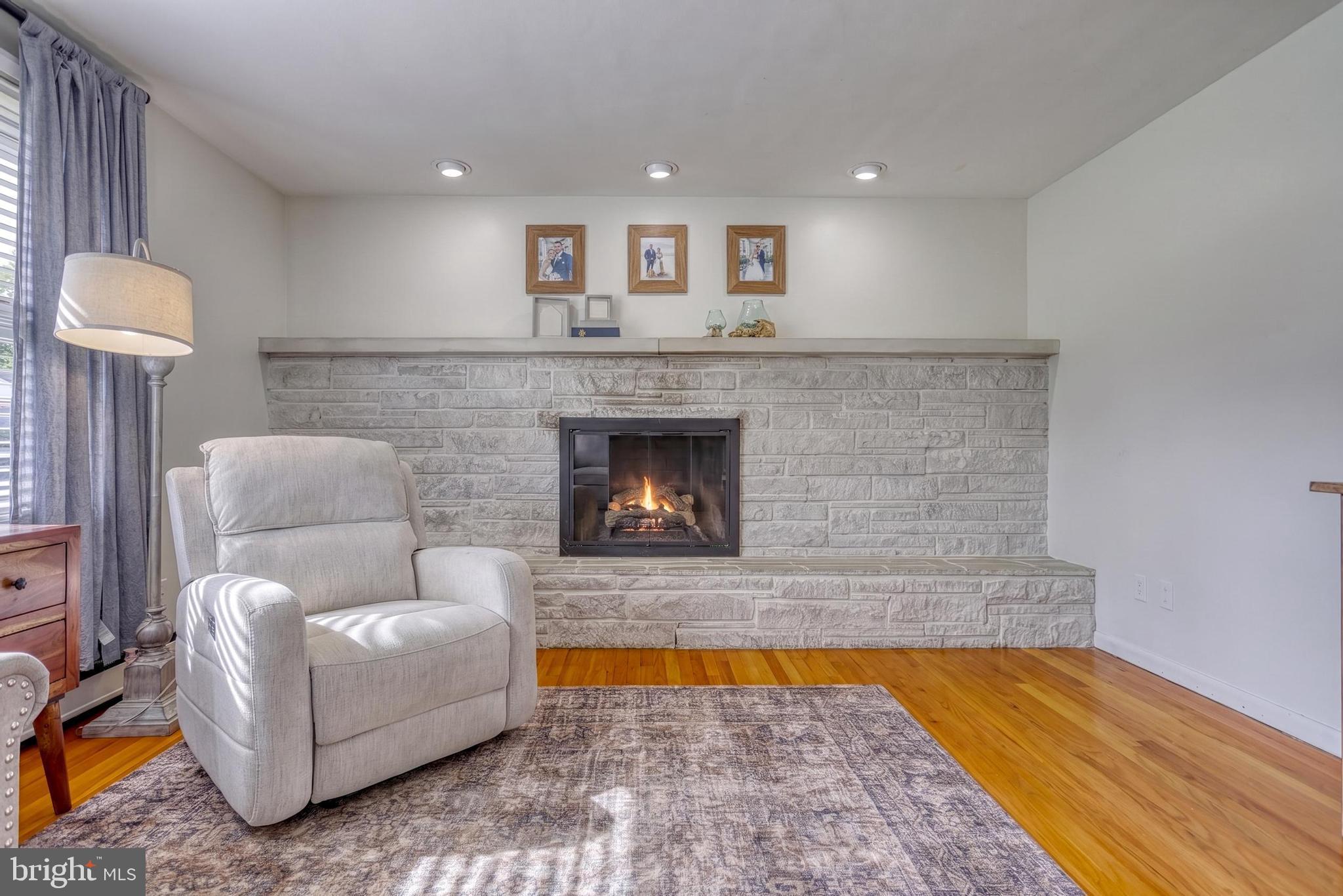CEDAR CLIFF MANOR - Residential