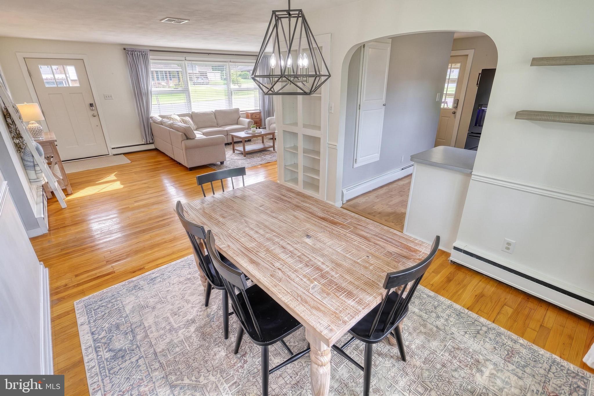 CEDAR CLIFF MANOR - Residential