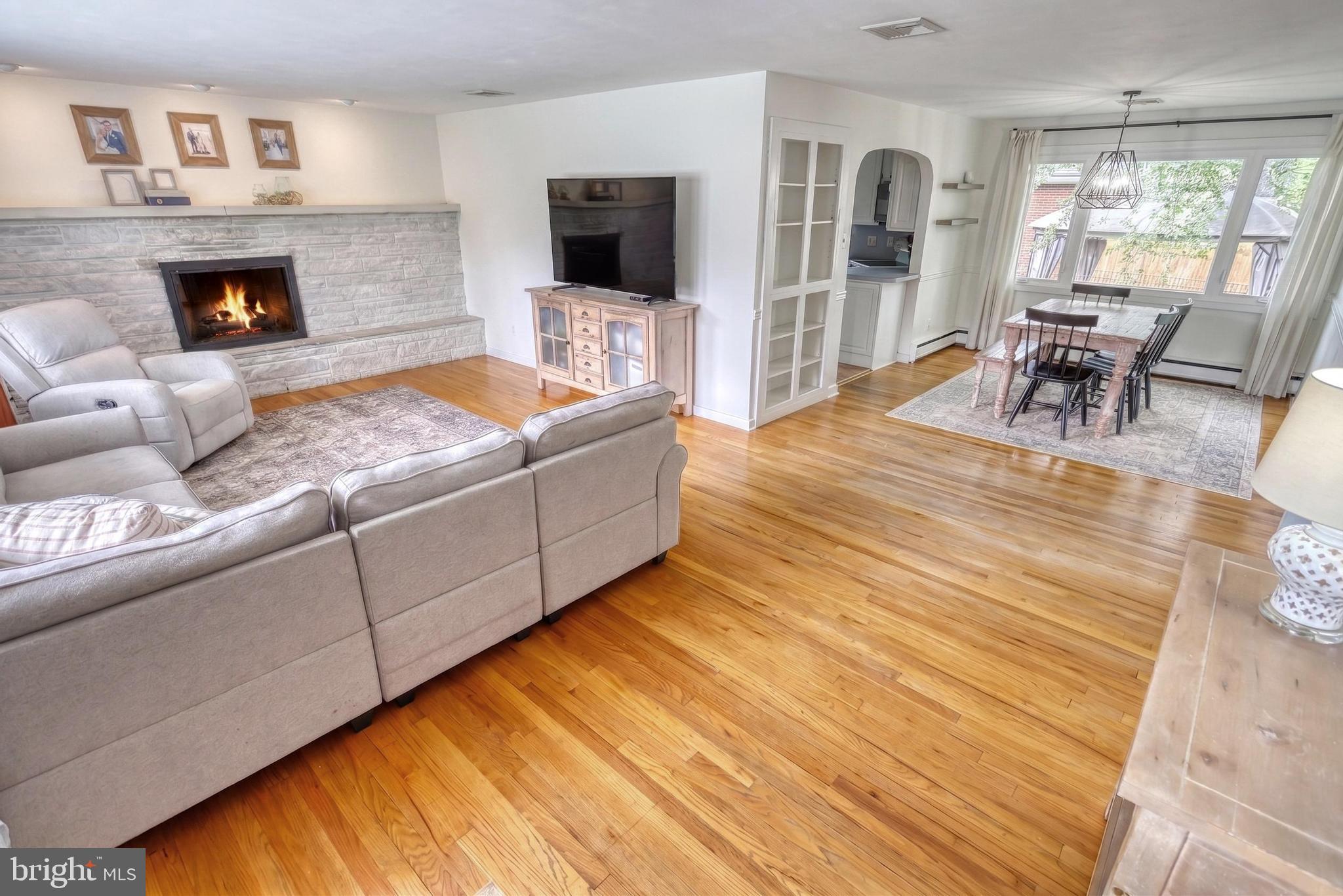 CEDAR CLIFF MANOR - Residential