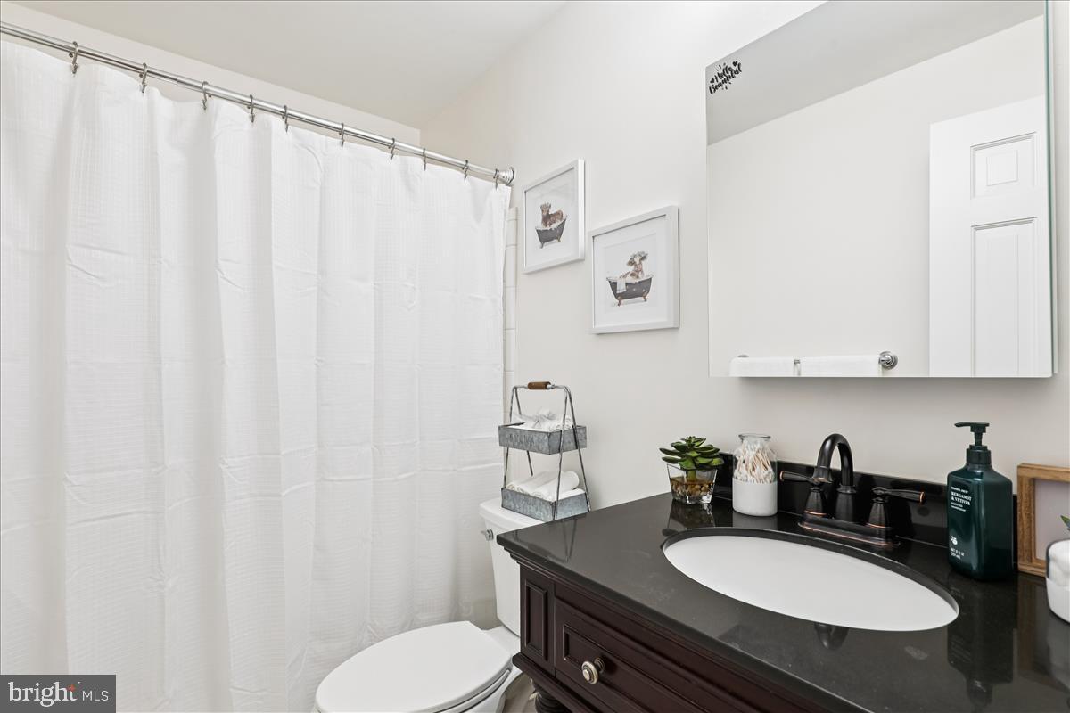 RESTON - Residential