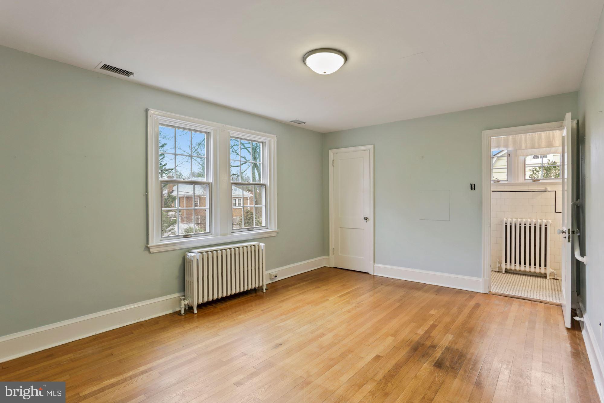 CHEVY CHASE - Residential