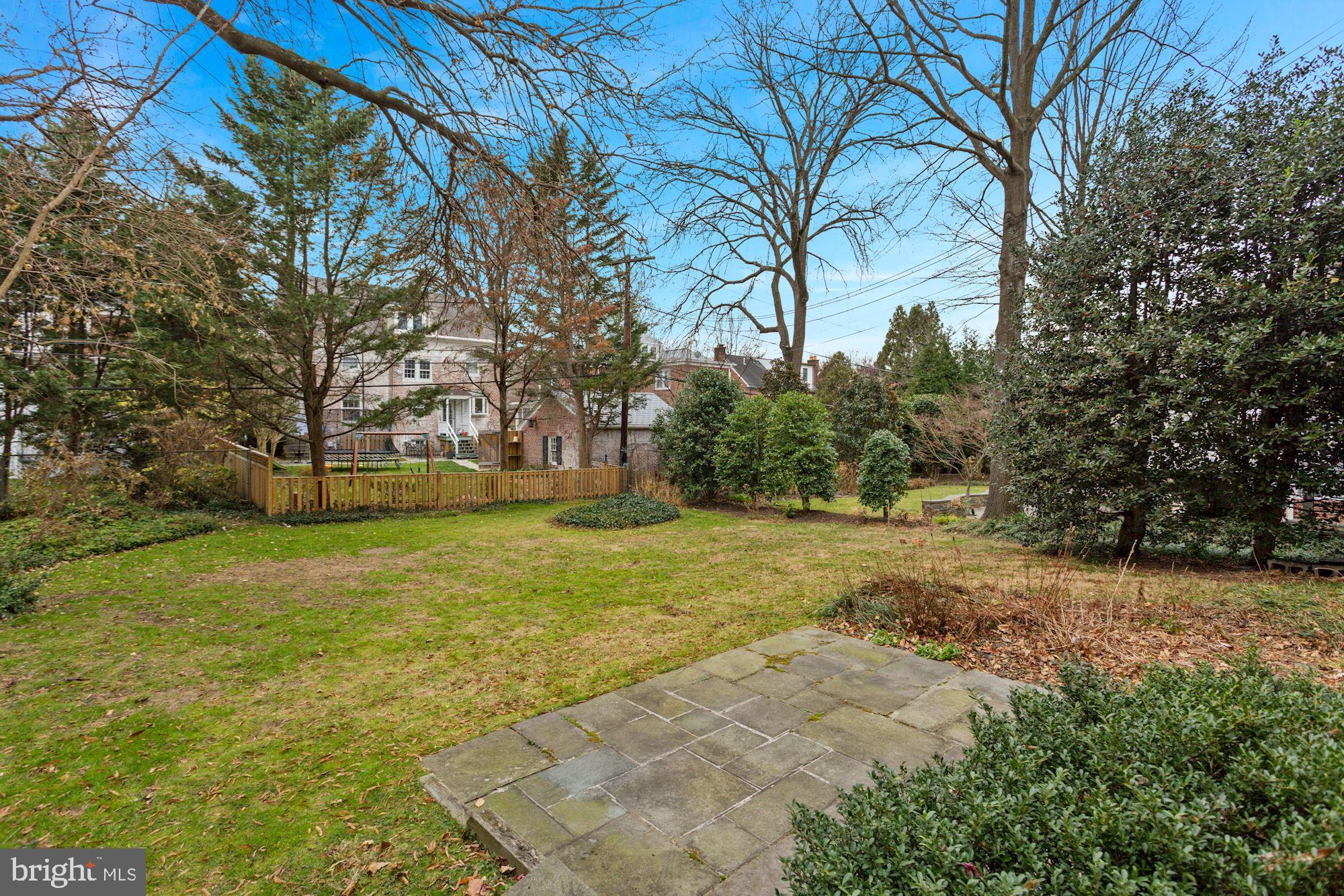 CHEVY CHASE - Residential