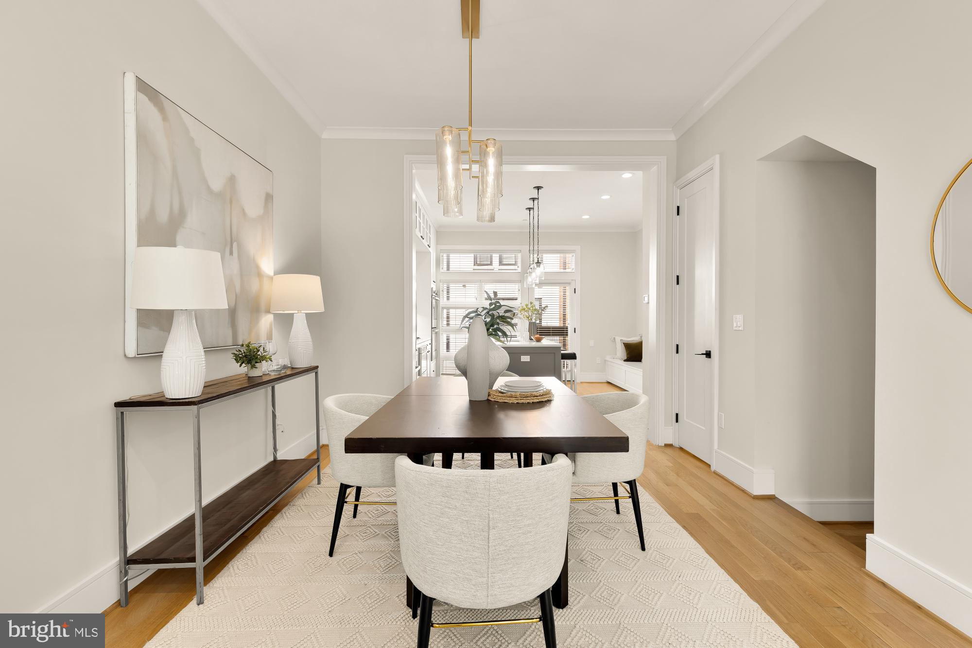 CAPITOL HILL - Residential