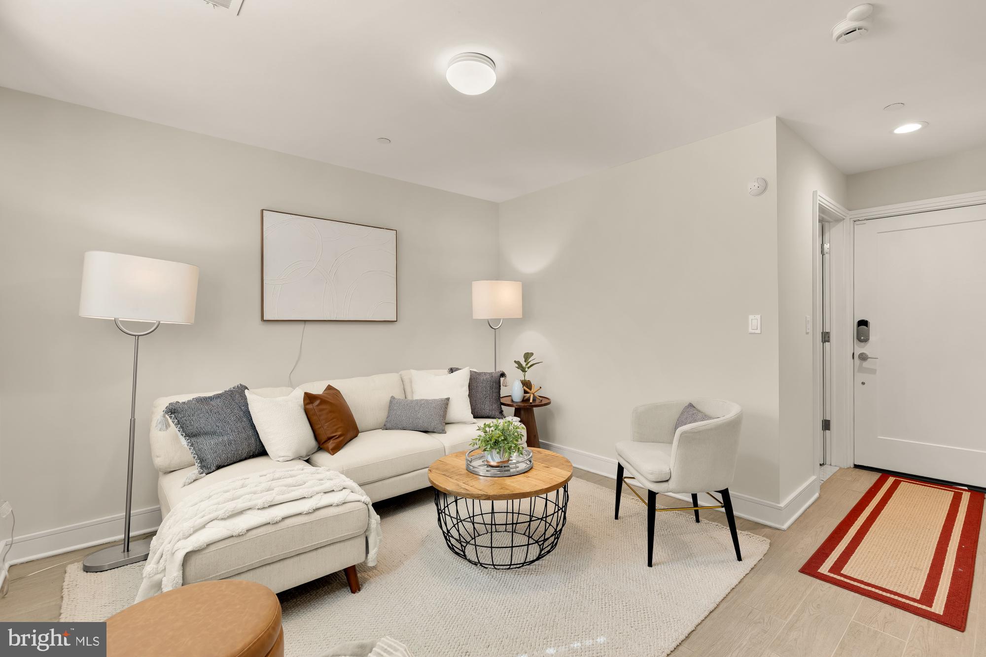 CAPITOL HILL - Residential