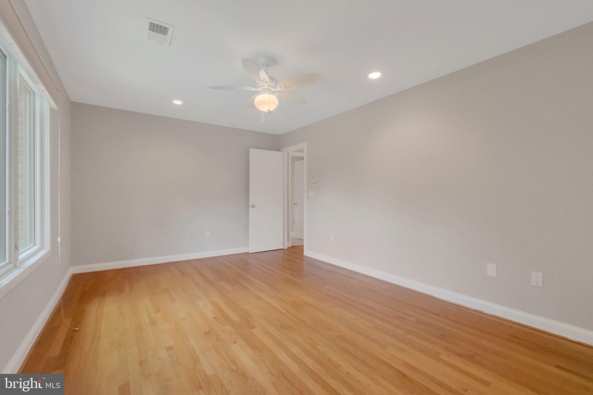 BEDFORDSHIRE - Residential