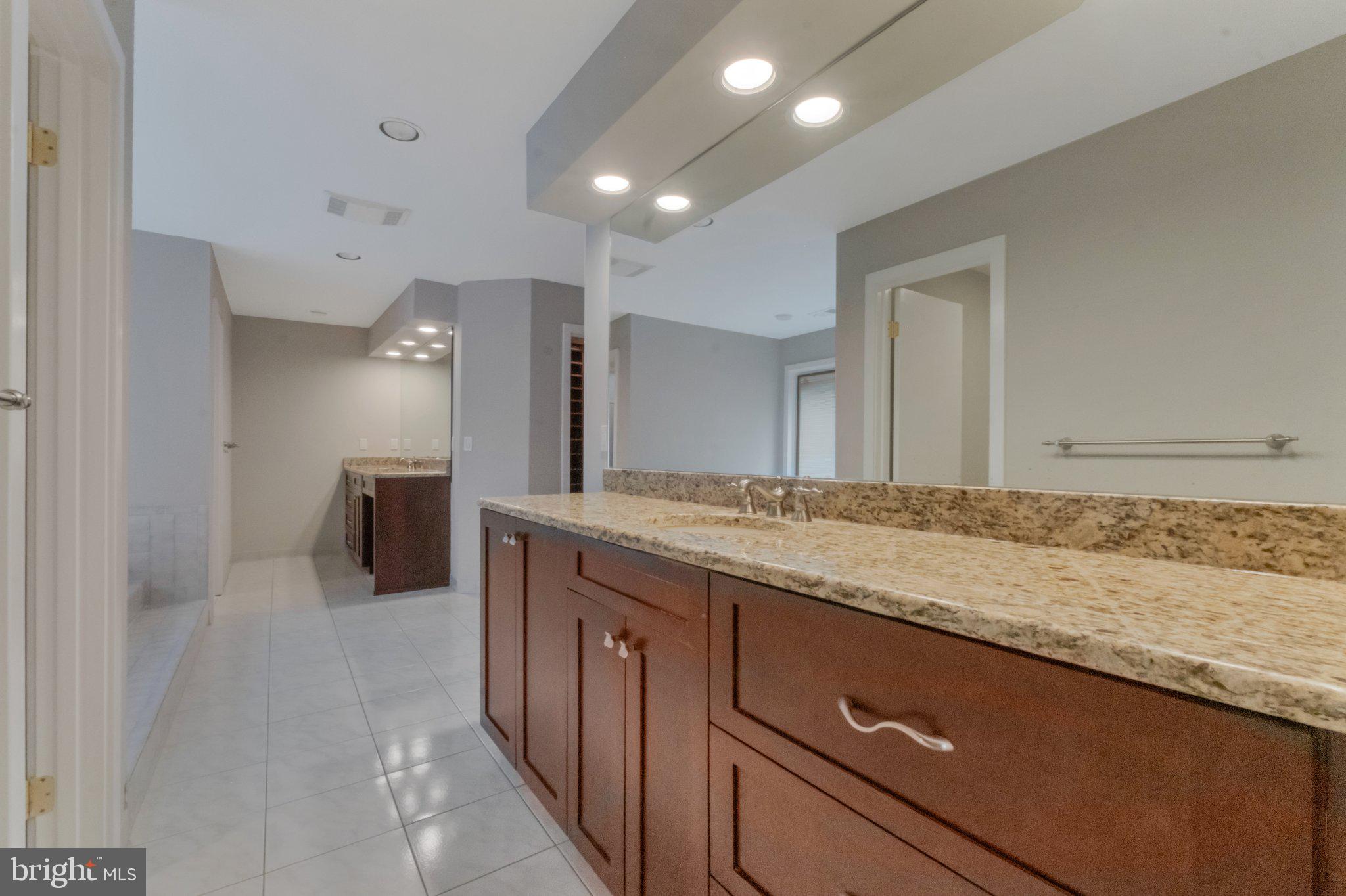 BEDFORDSHIRE - Residential