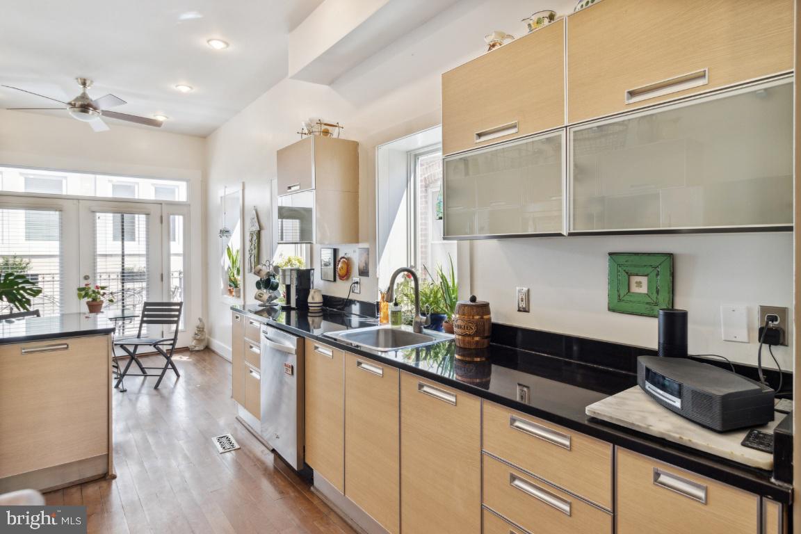 FELLS POINT HISTORIC DISTRICT - Residential