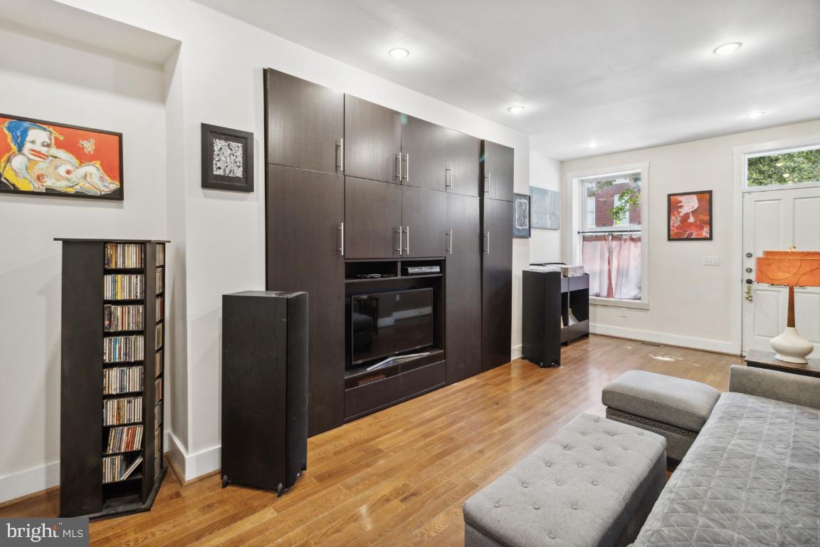 FELLS POINT HISTORIC DISTRICT - Residential