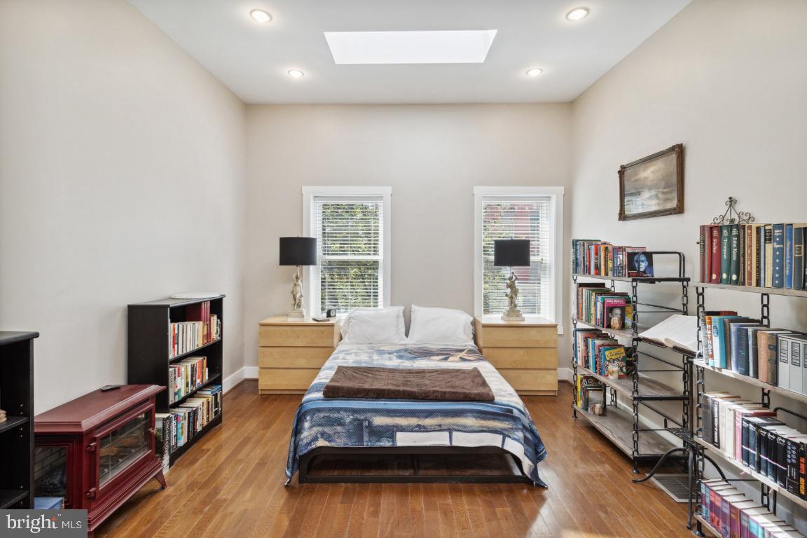 FELLS POINT HISTORIC DISTRICT - Residential