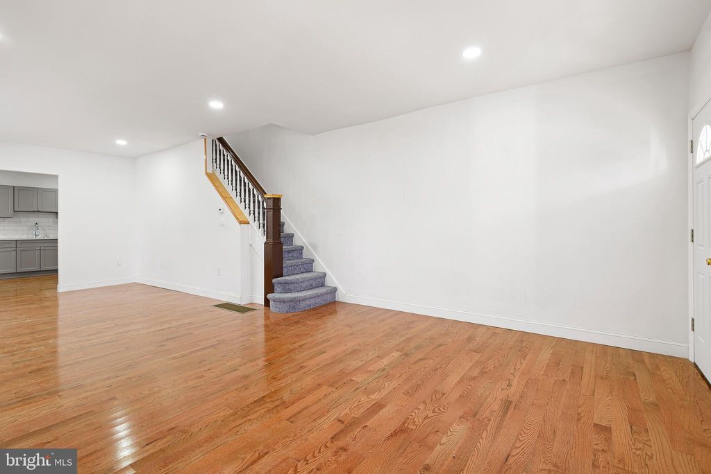 Photo of 31 E 23rd Street, WILMINGTON, DE 19802 (MLS # DENC2094398)