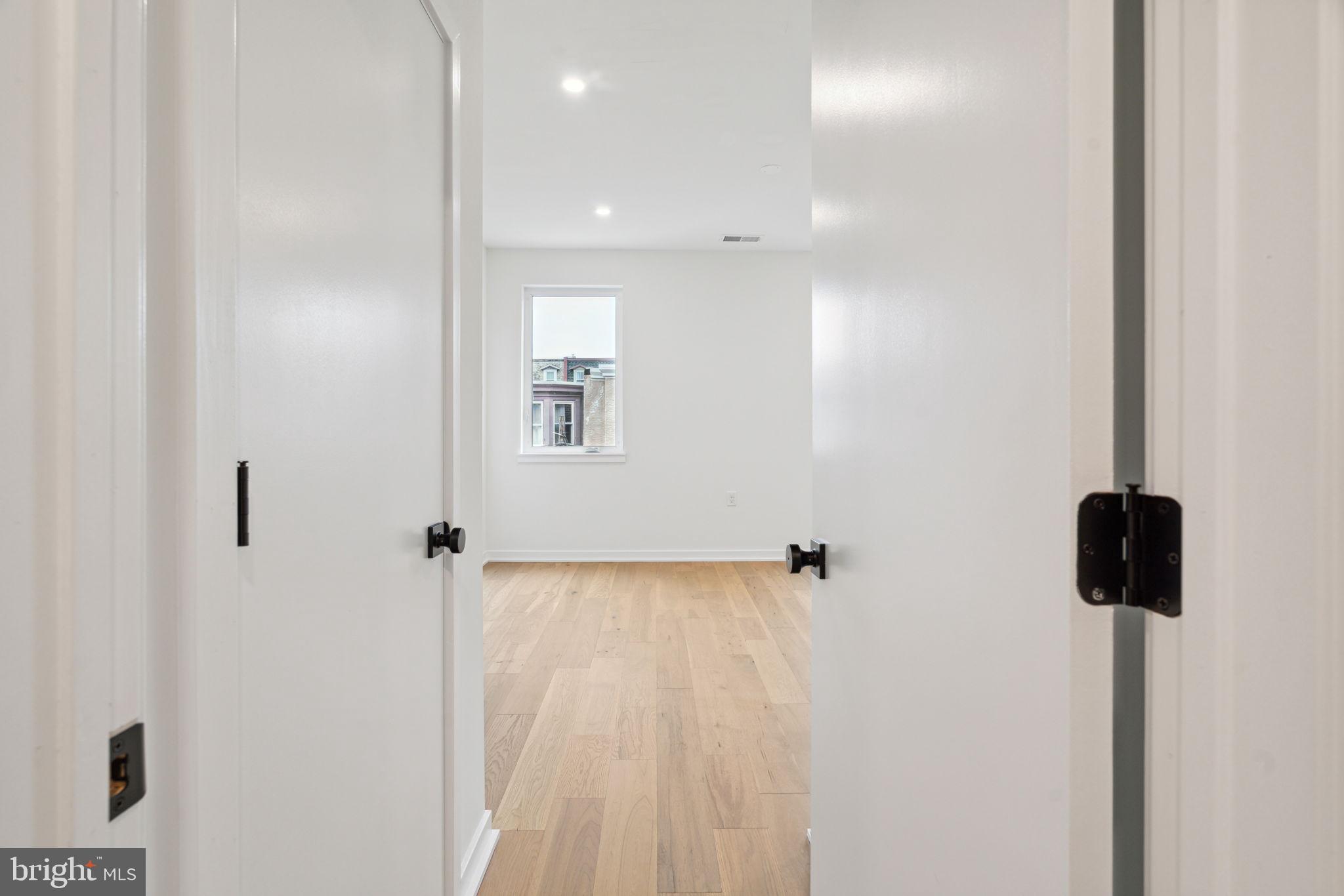 GRADUATE HOSPITAL - Residential