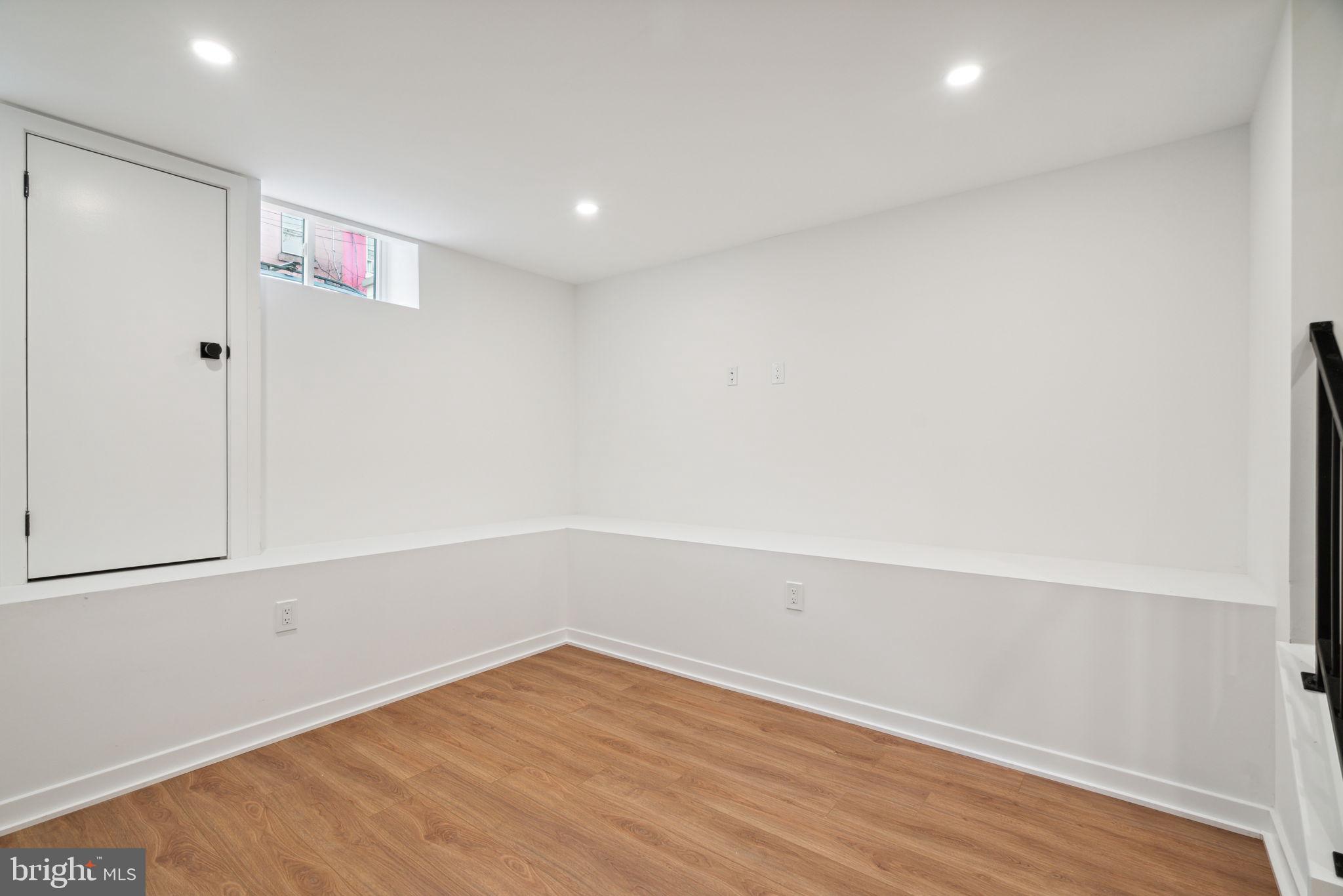 GRADUATE HOSPITAL - Residential