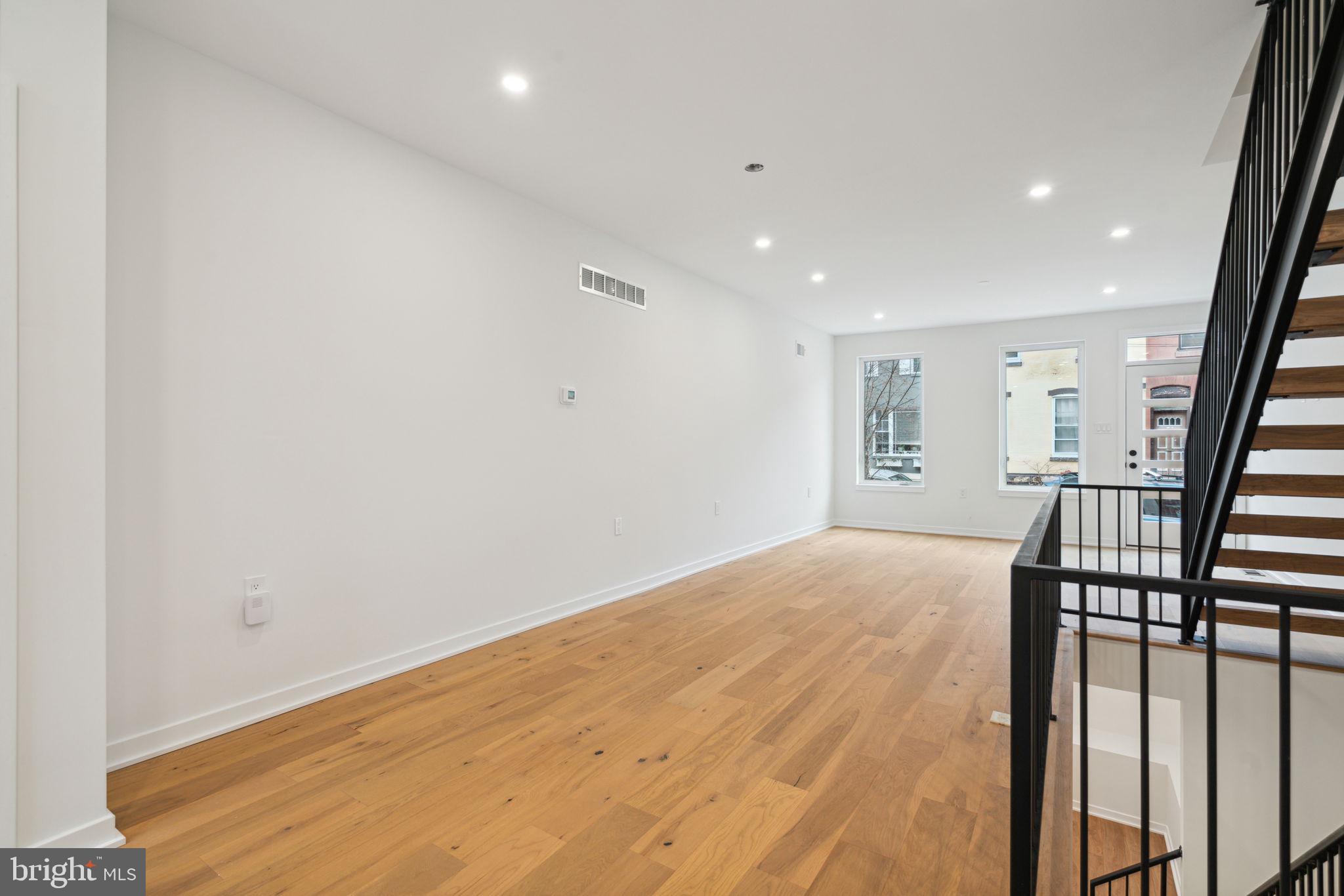 GRADUATE HOSPITAL - Residential