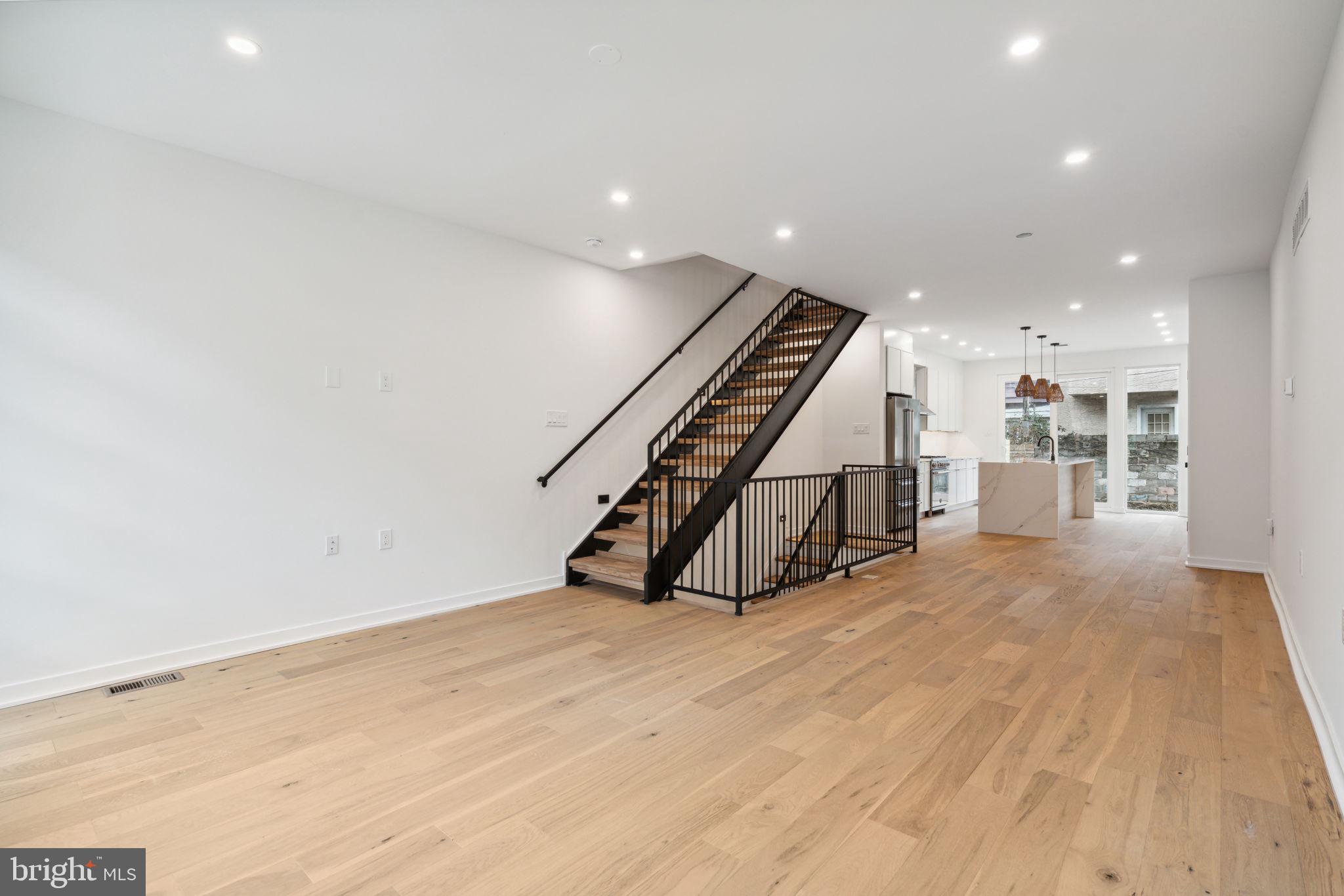 GRADUATE HOSPITAL - Residential