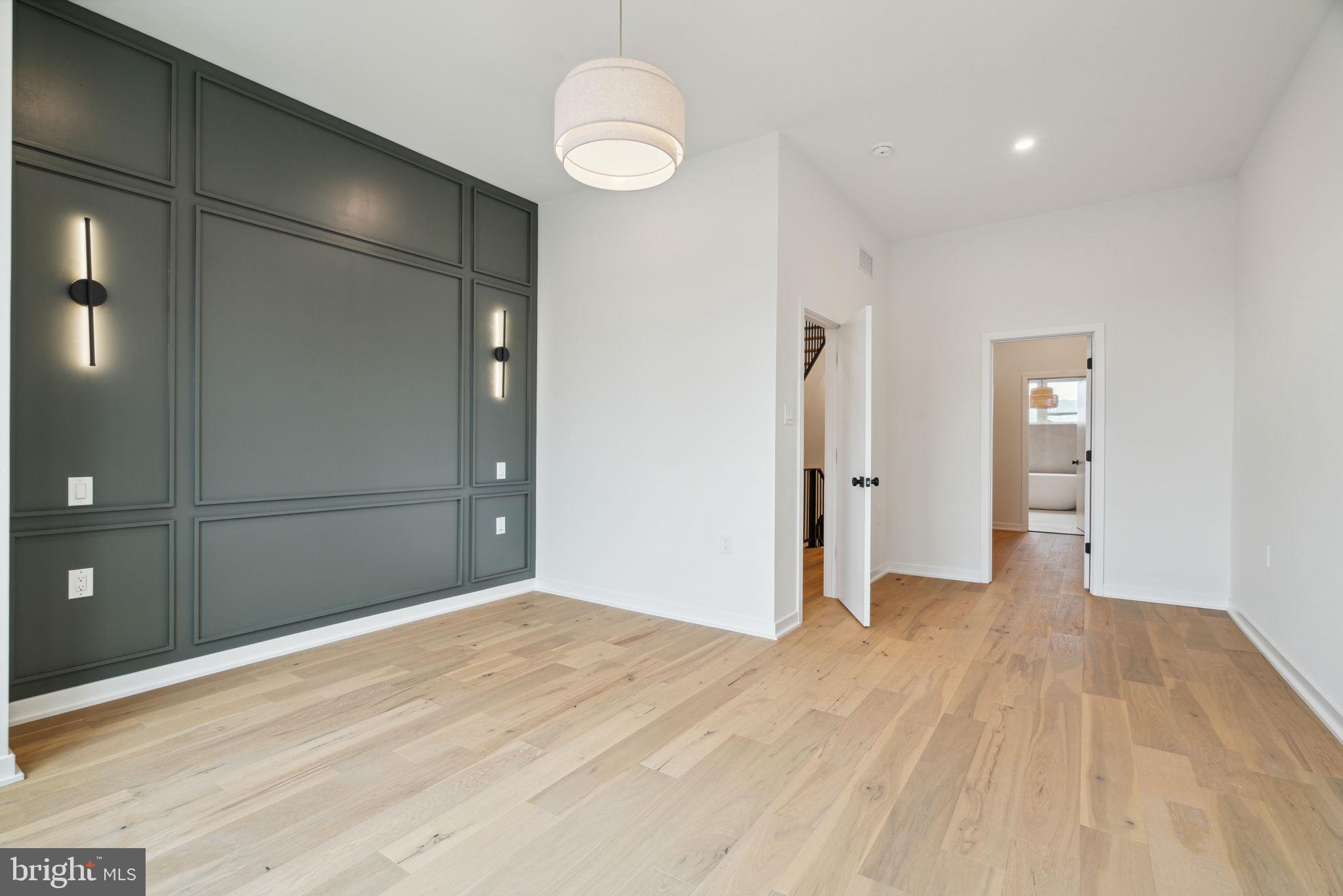 GRADUATE HOSPITAL - Residential