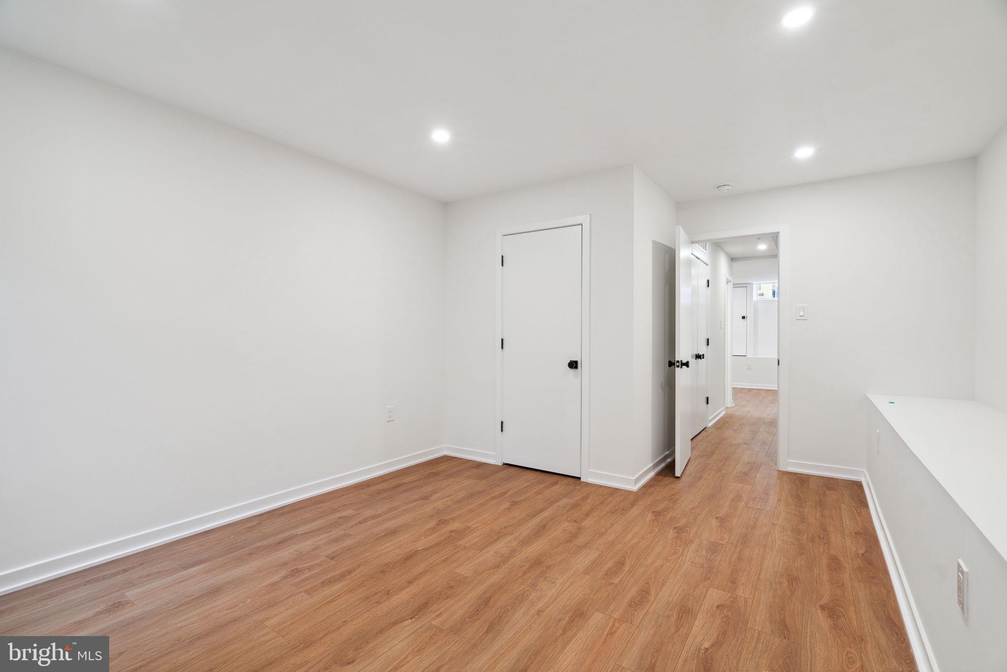 GRADUATE HOSPITAL - Residential