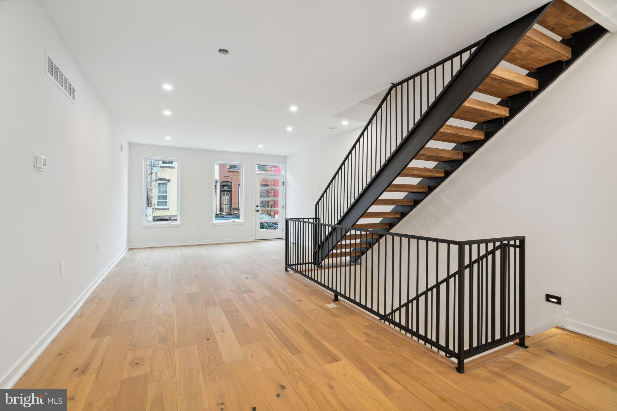 GRADUATE HOSPITAL - Residential