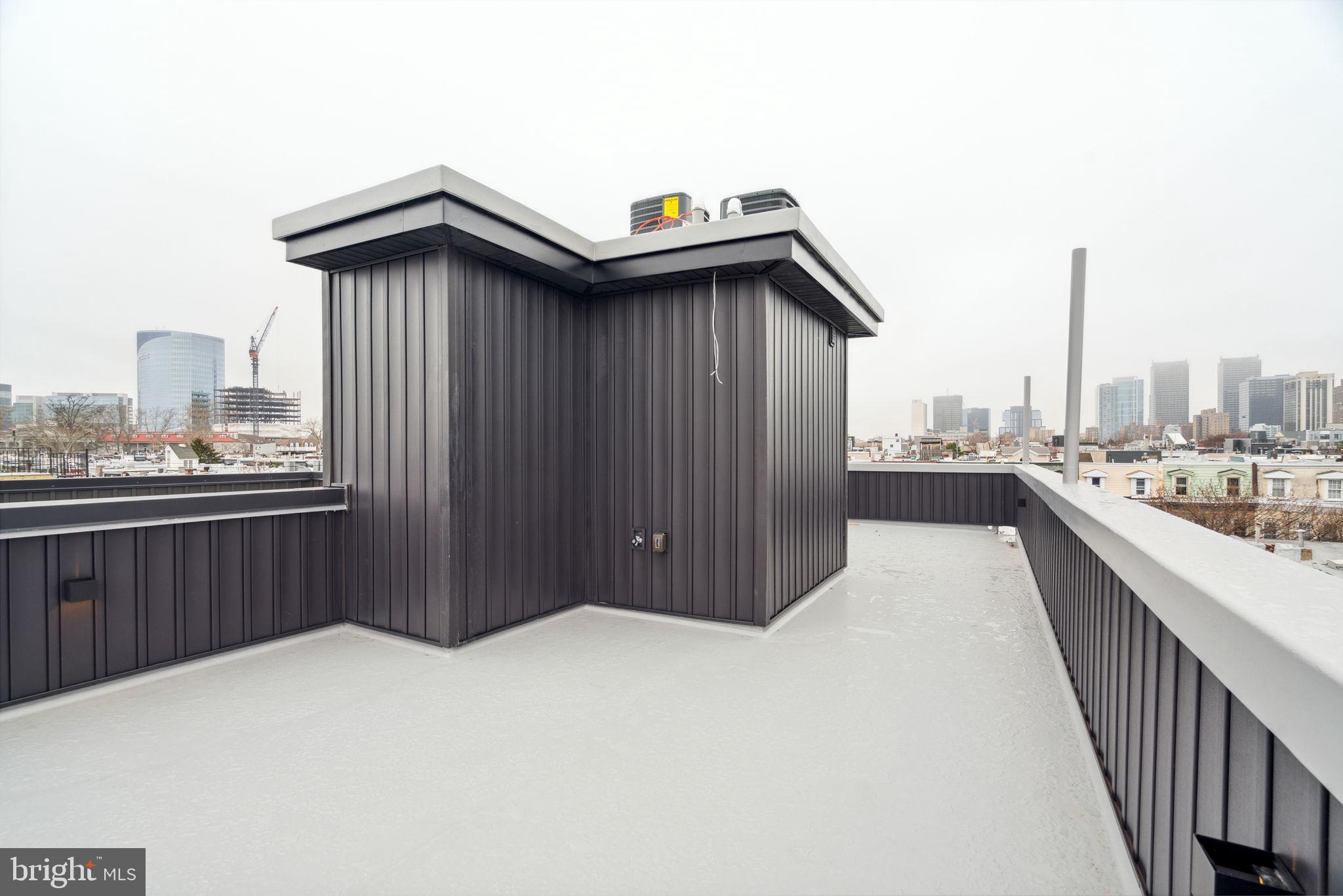 GRADUATE HOSPITAL - Residential