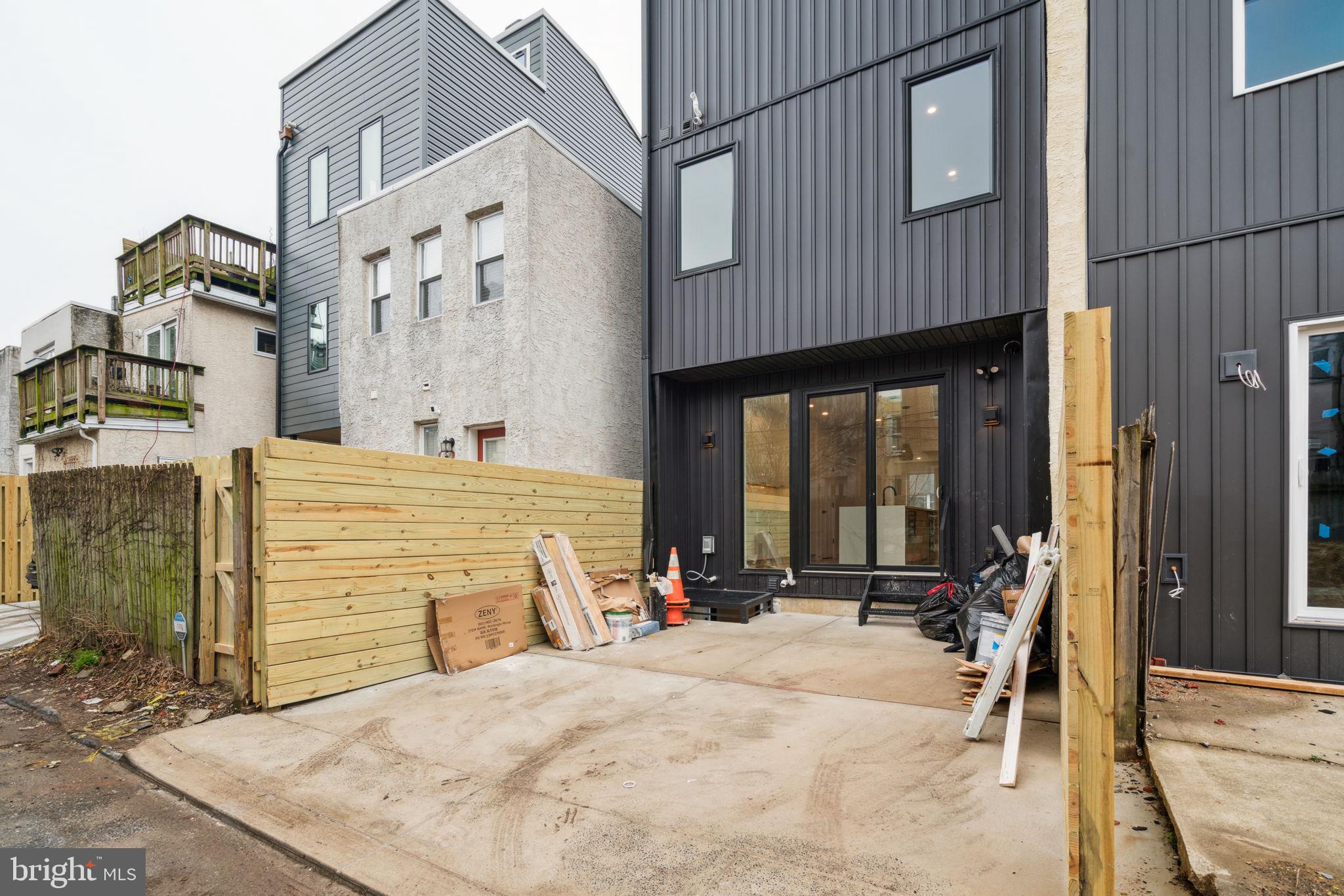 GRADUATE HOSPITAL - Residential