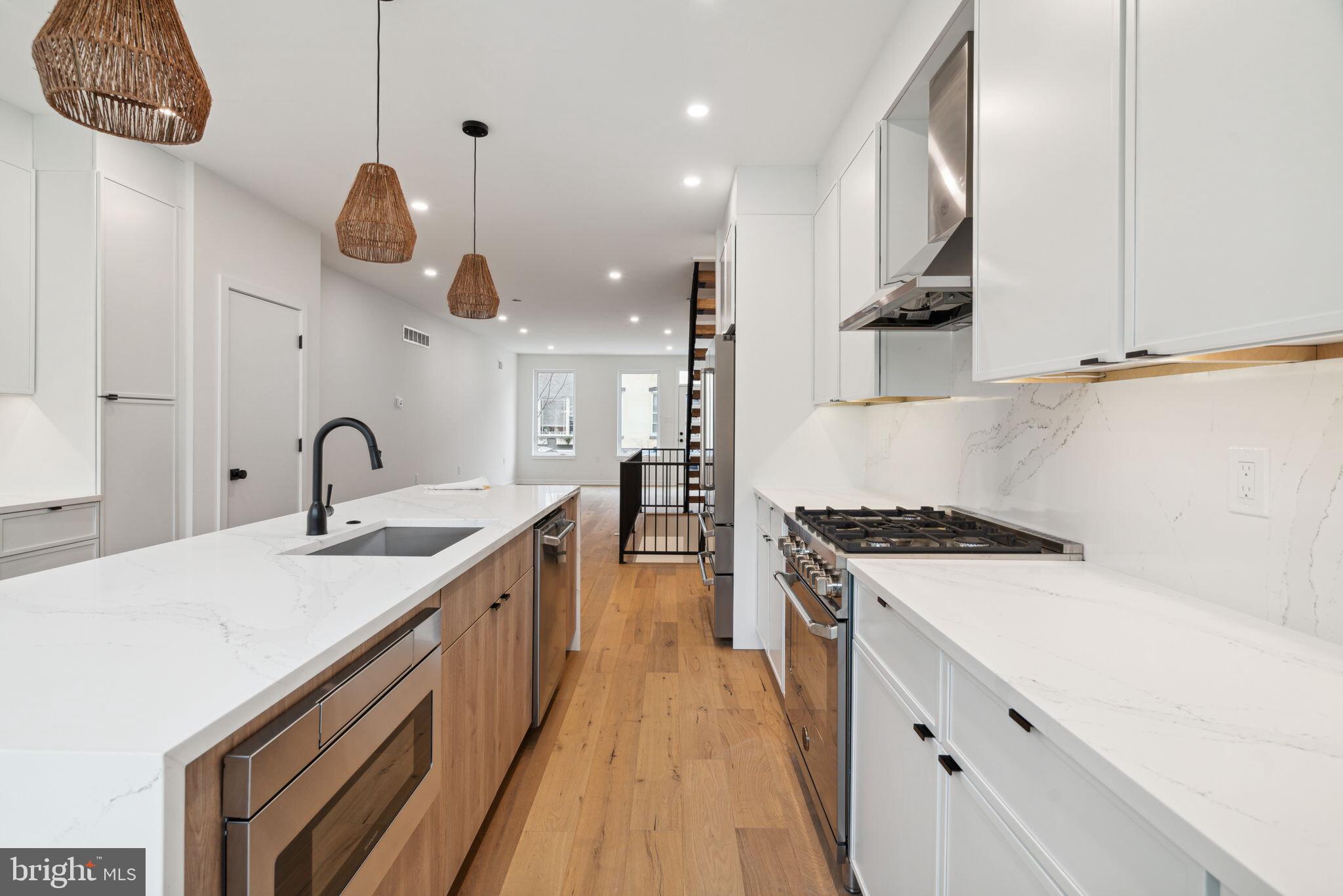 GRADUATE HOSPITAL - Residential