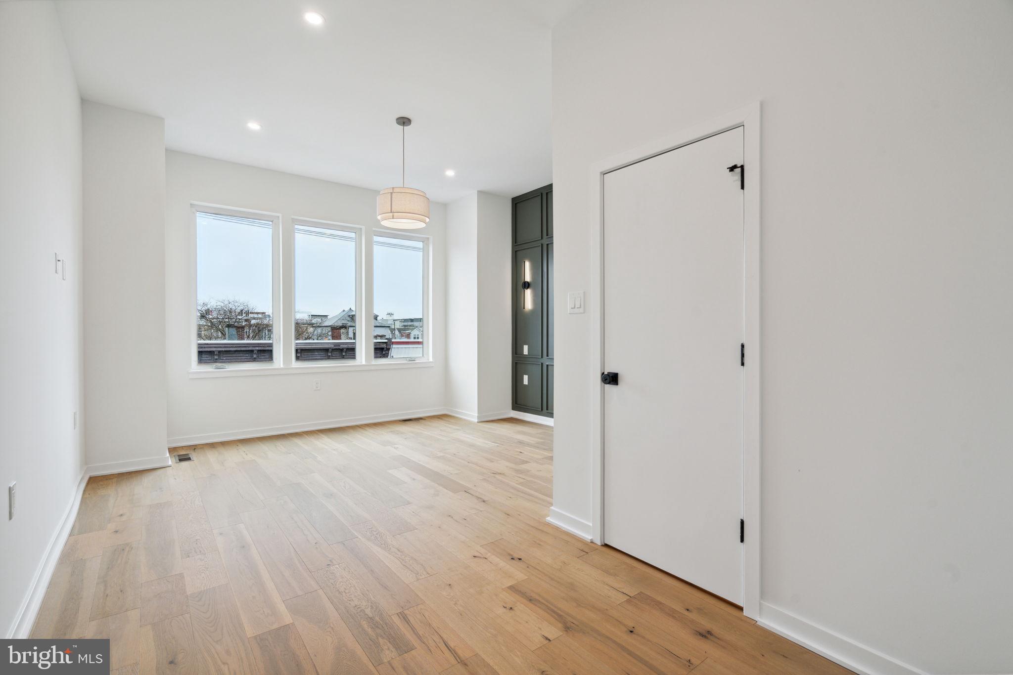 GRADUATE HOSPITAL - Residential