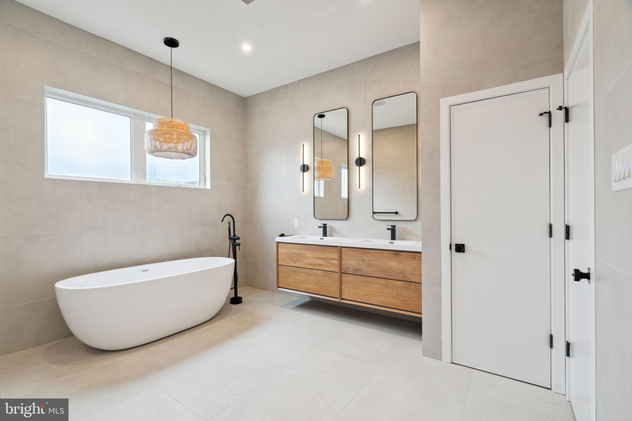 GRADUATE HOSPITAL - Residential