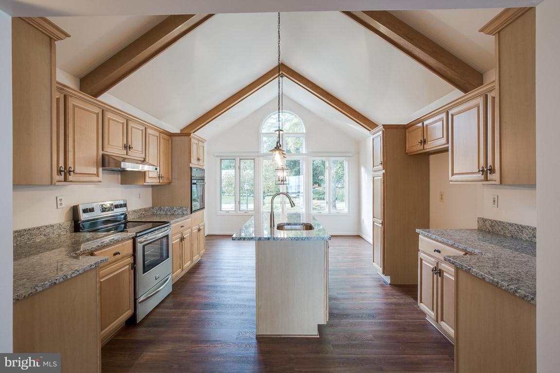 DRUM POINT - Residential