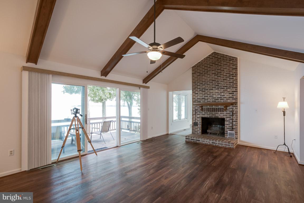 DRUM POINT - Residential