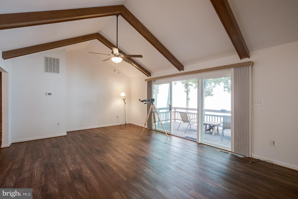 DRUM POINT - Residential