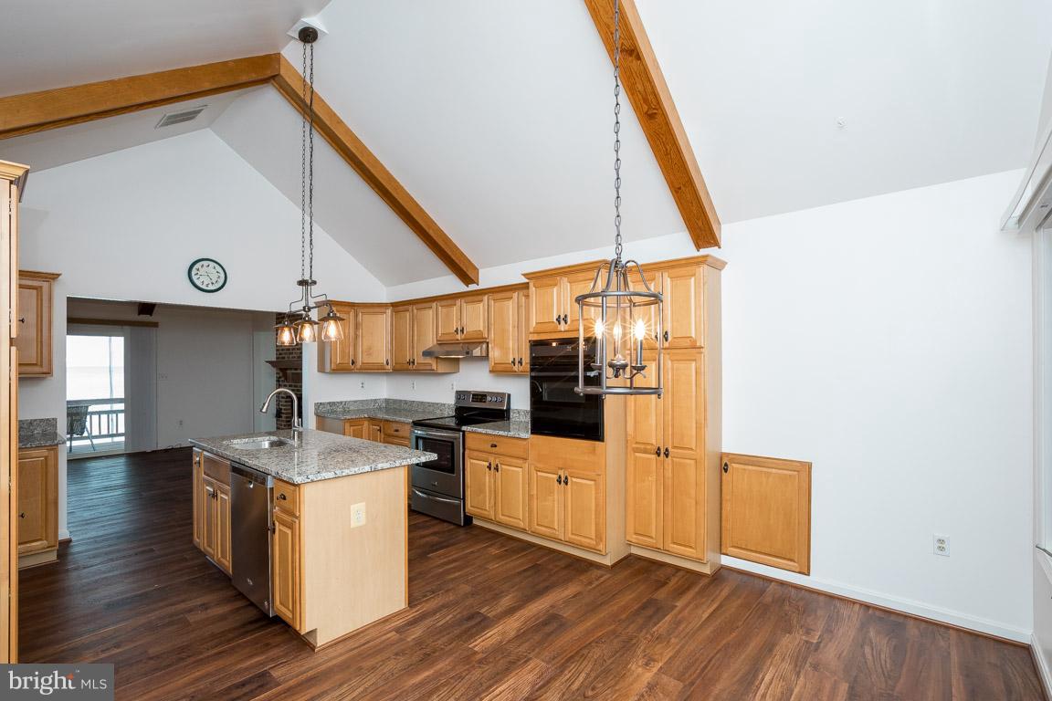 DRUM POINT - Residential