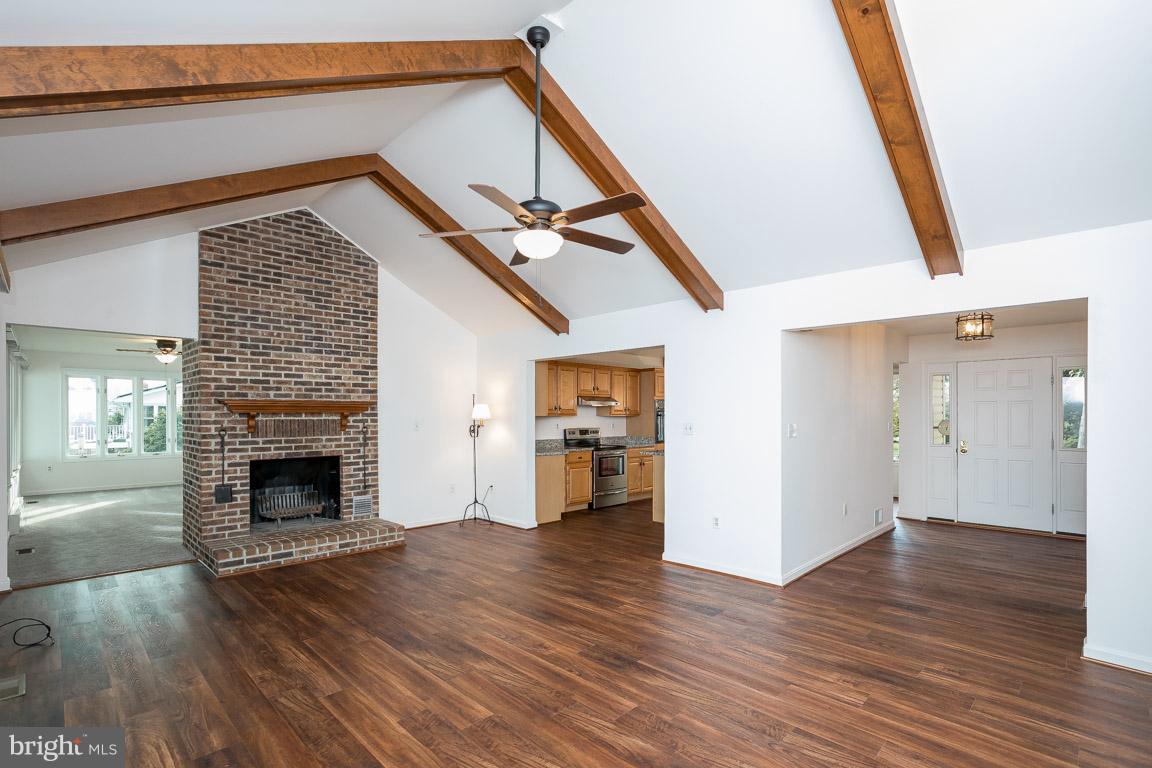 DRUM POINT - Residential