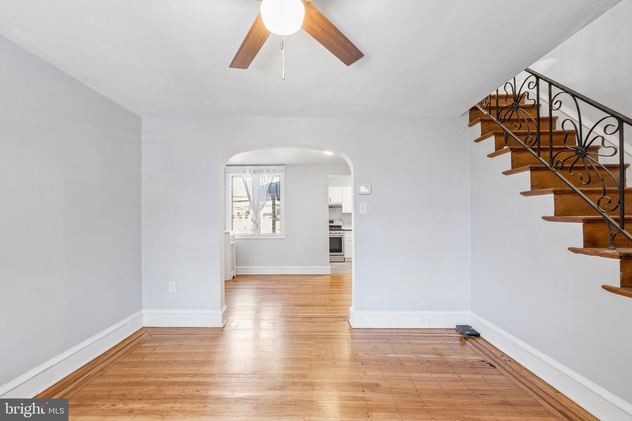 EAST FALLS - Residential