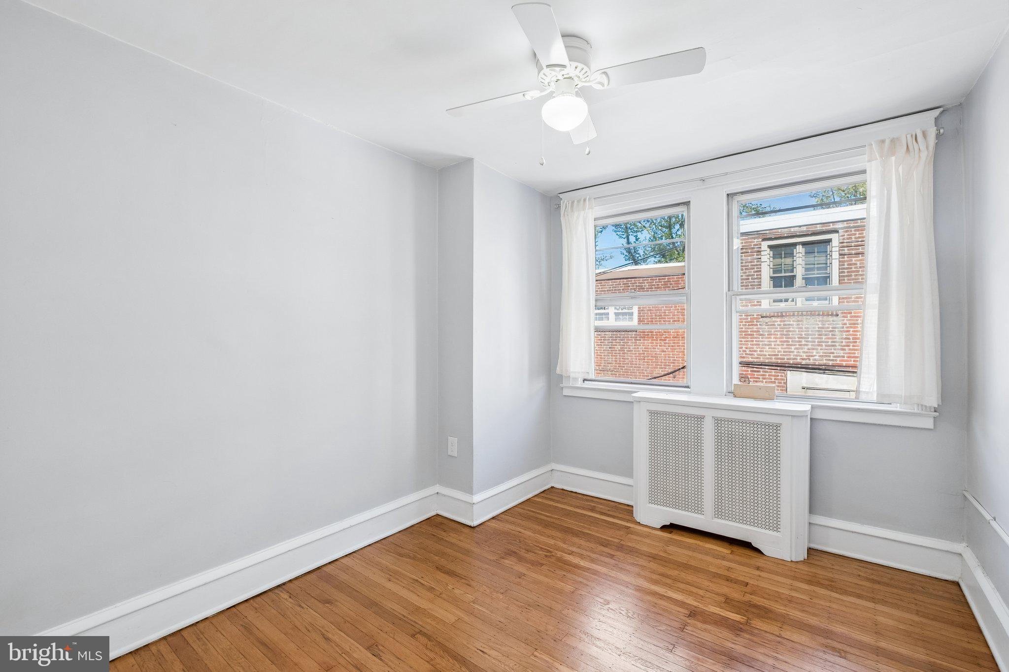 EAST FALLS - Residential