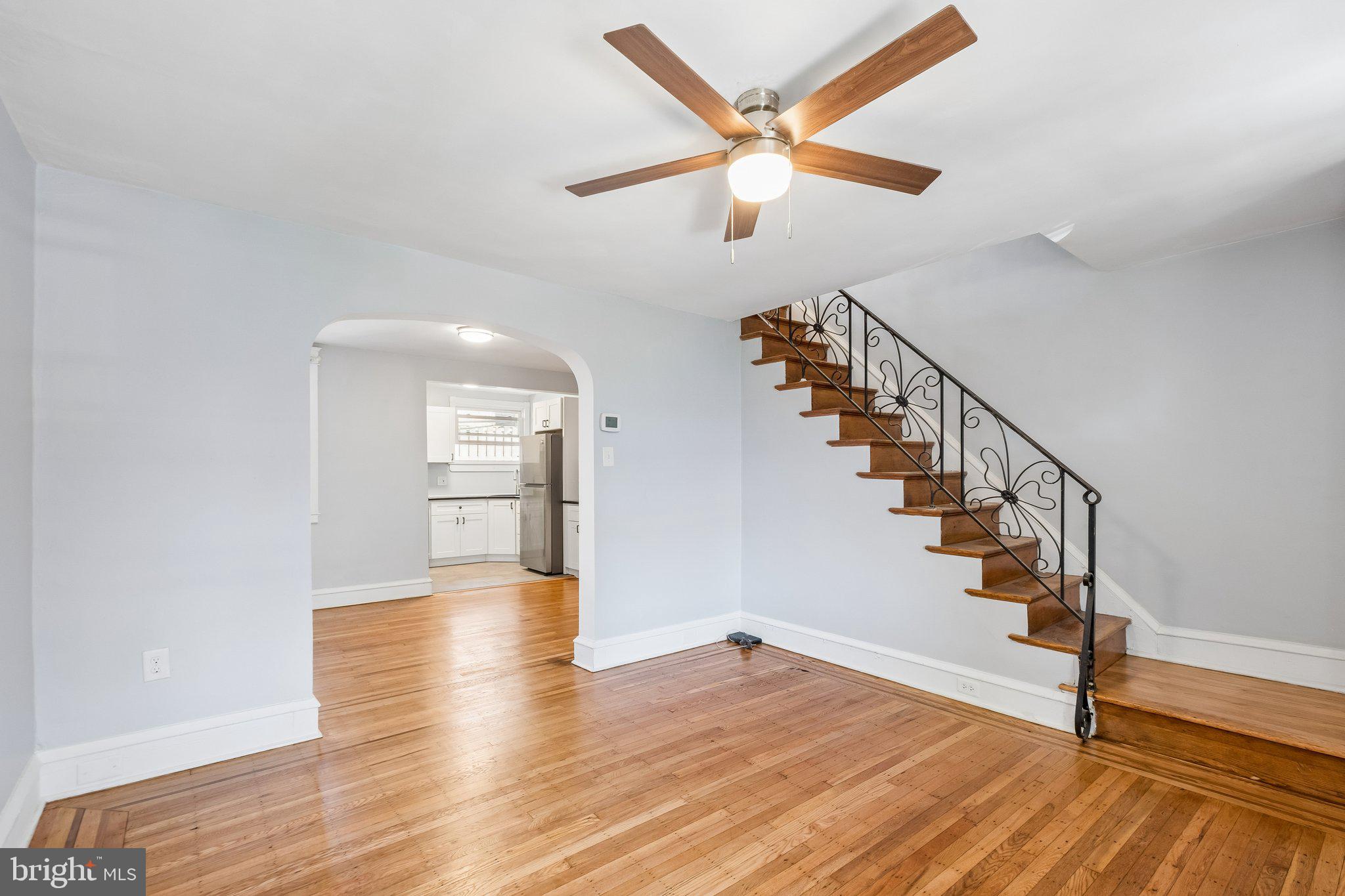 EAST FALLS - Residential