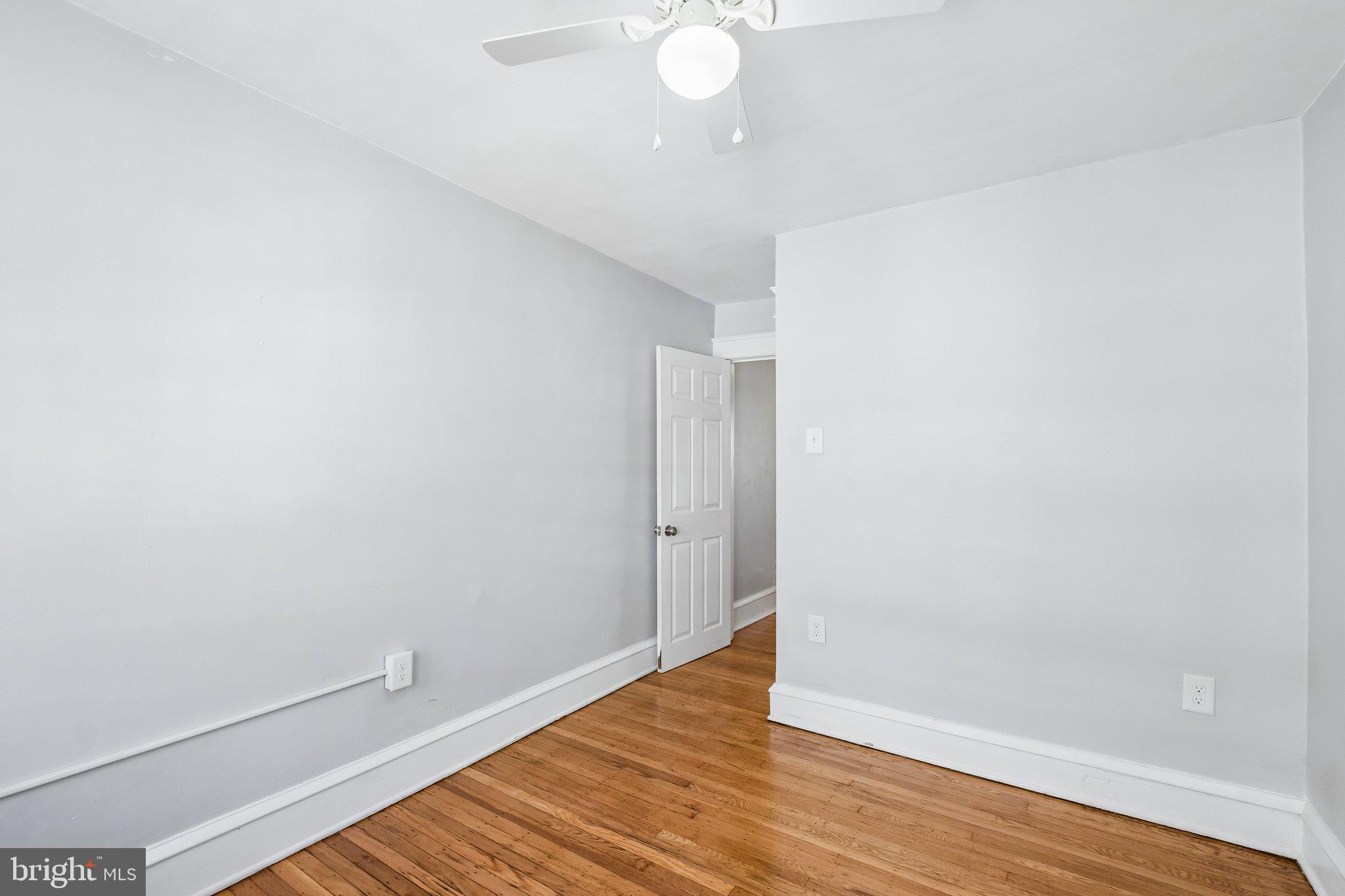 EAST FALLS - Residential