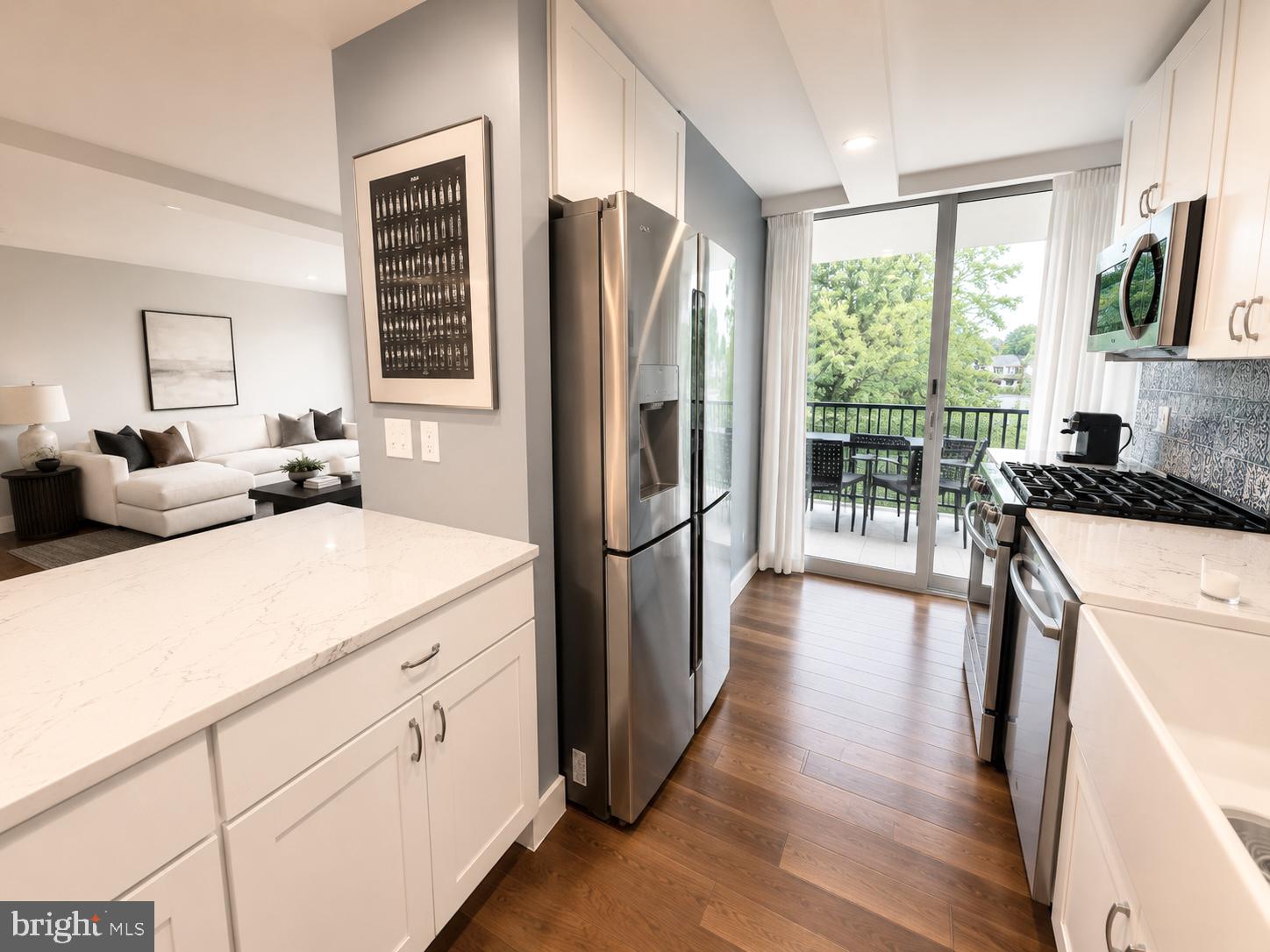 3333 W UNIVERSITY BOULEVARD W 204