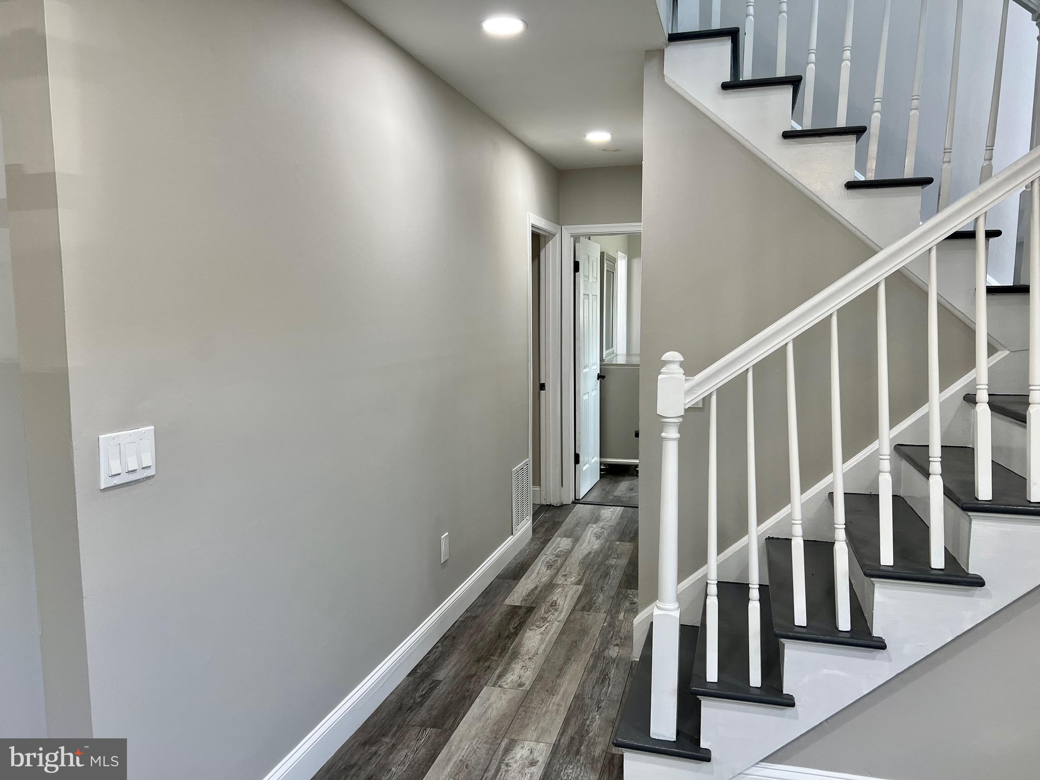 PRINCE WILLIAM ESTATES - Residential