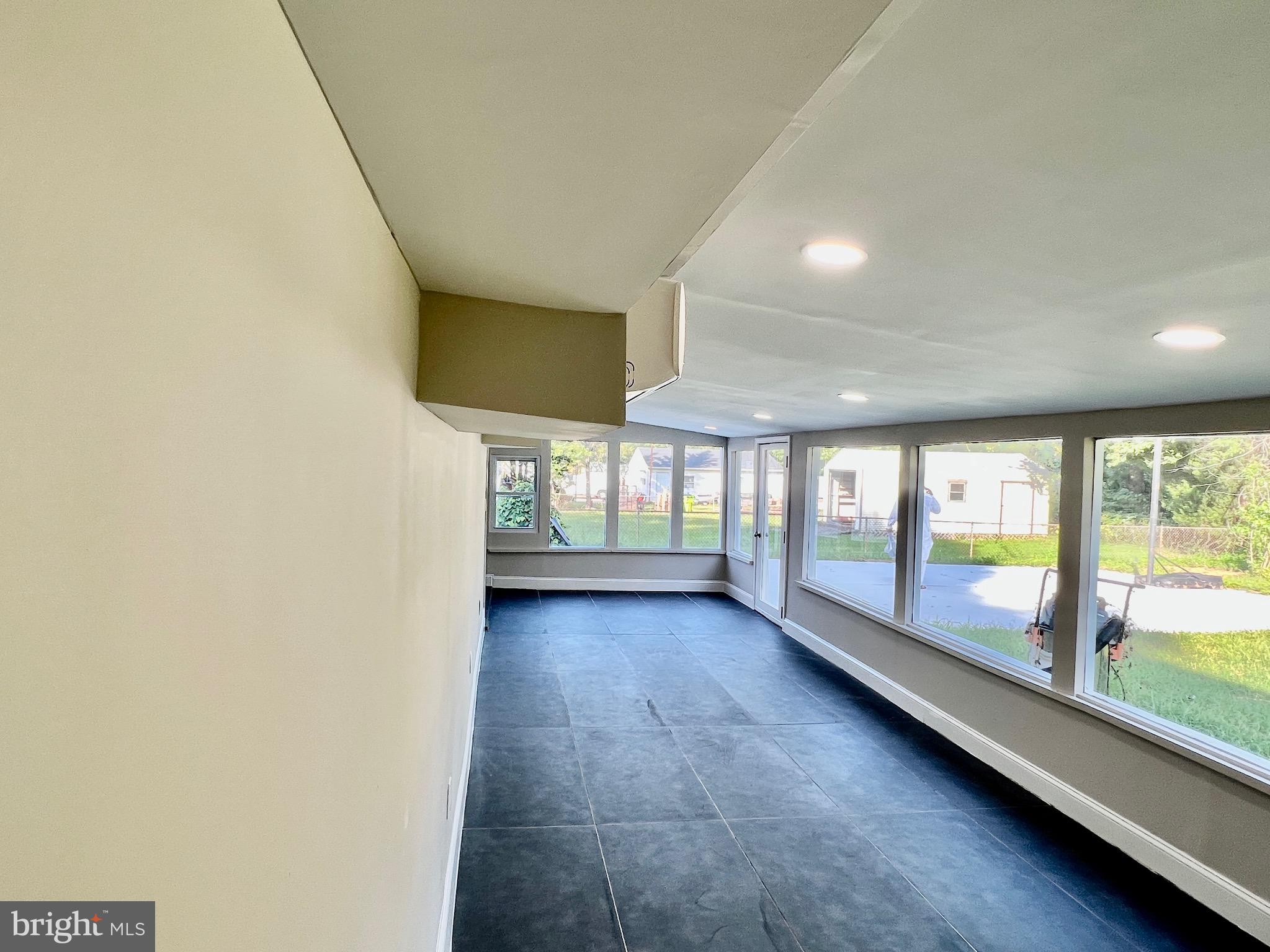 PRINCE WILLIAM ESTATES - Residential