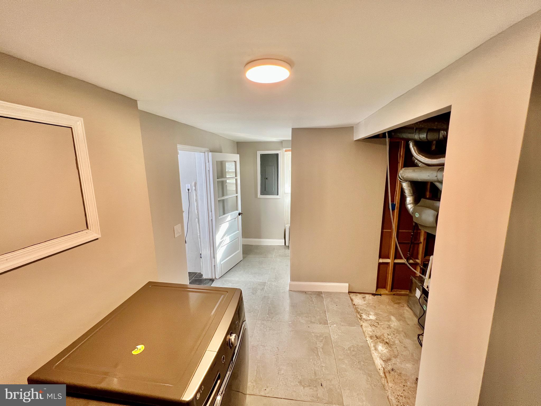 PRINCE WILLIAM ESTATES - Residential