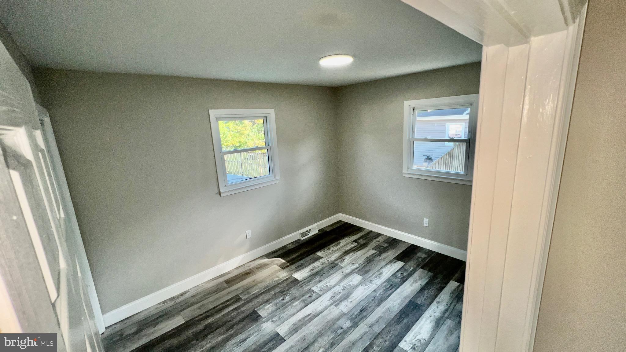 PRINCE WILLIAM ESTATES - Residential