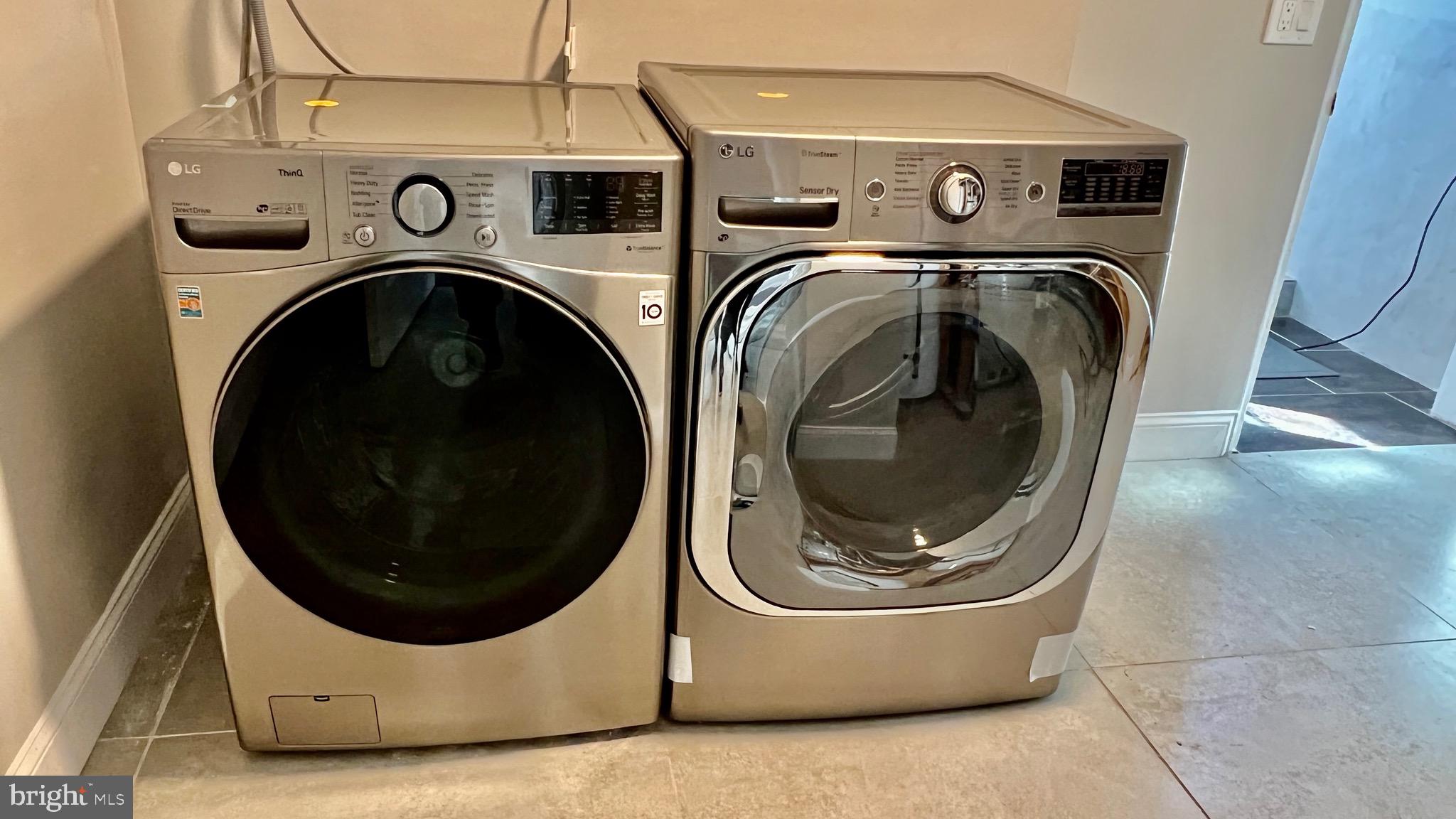 PRINCE WILLIAM ESTATES - Residential