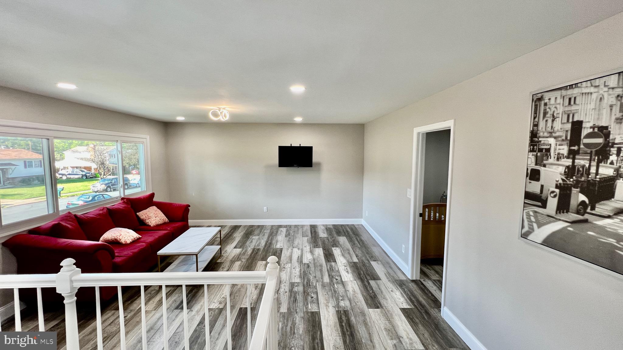 PRINCE WILLIAM ESTATES - Residential