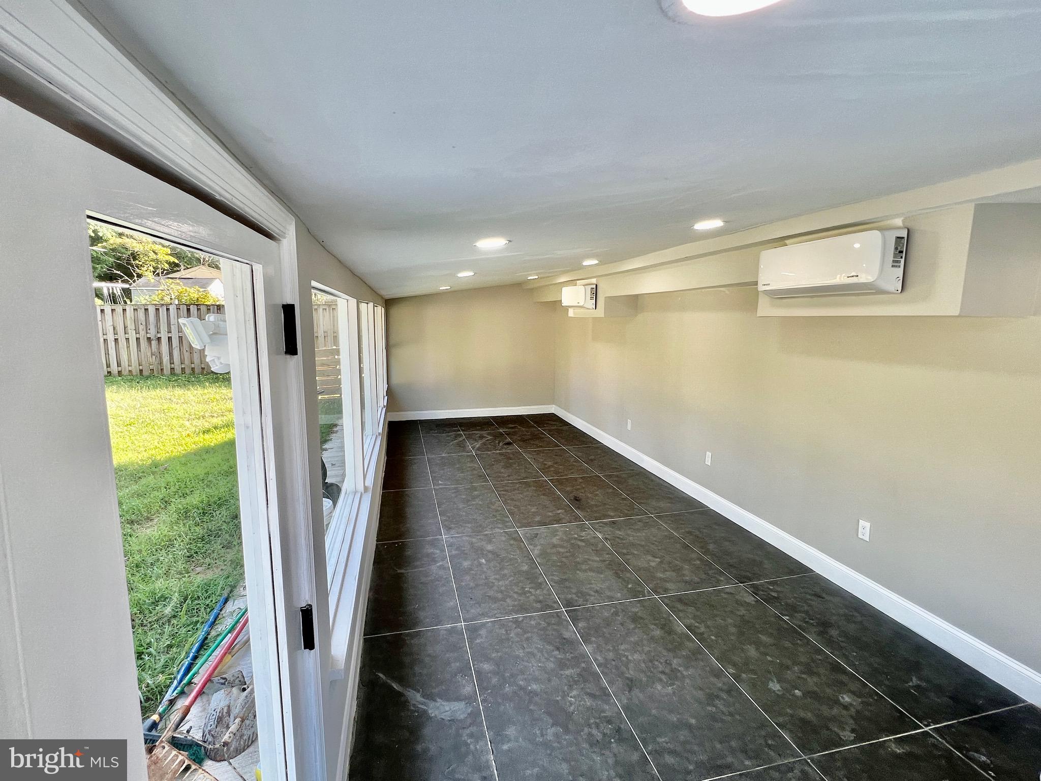 PRINCE WILLIAM ESTATES - Residential