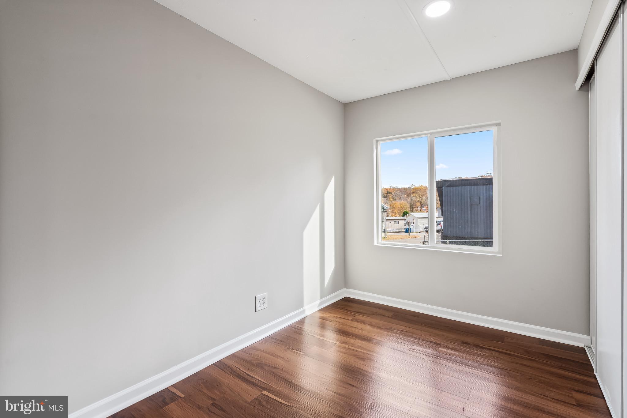 FOREST PARK - Residential