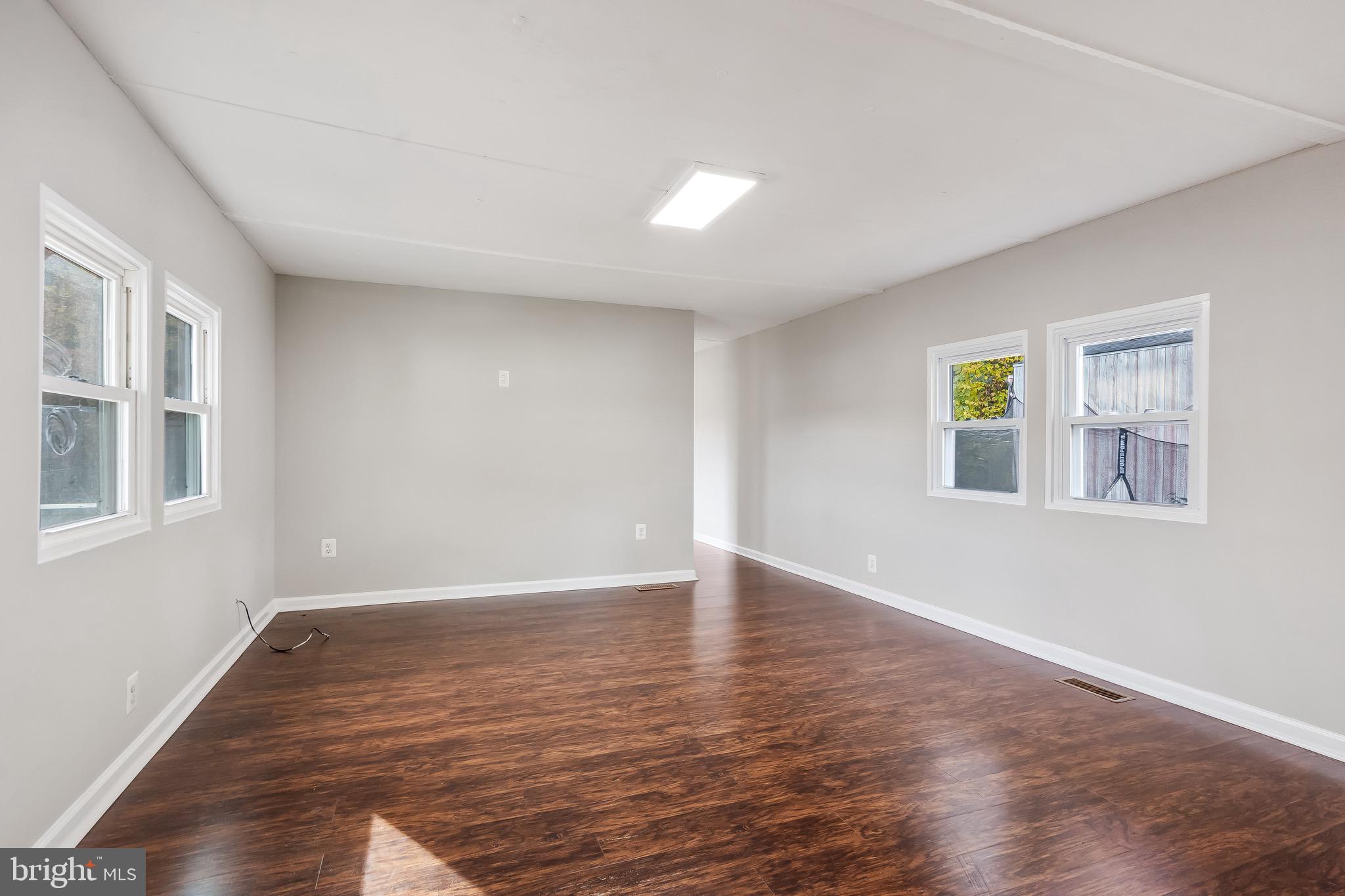 FOREST PARK - Residential