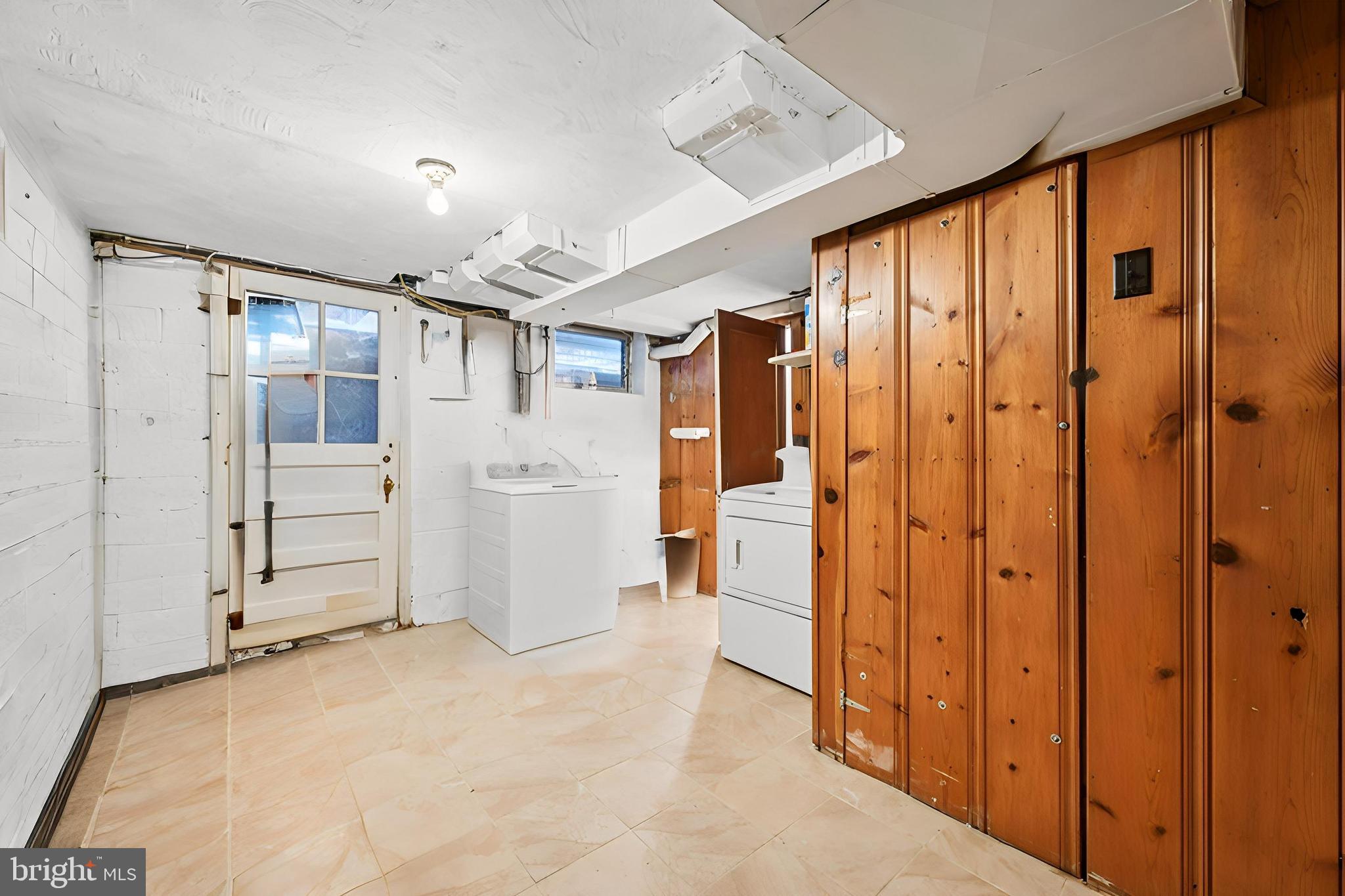 ACADEMY HEIGHTS - Residential