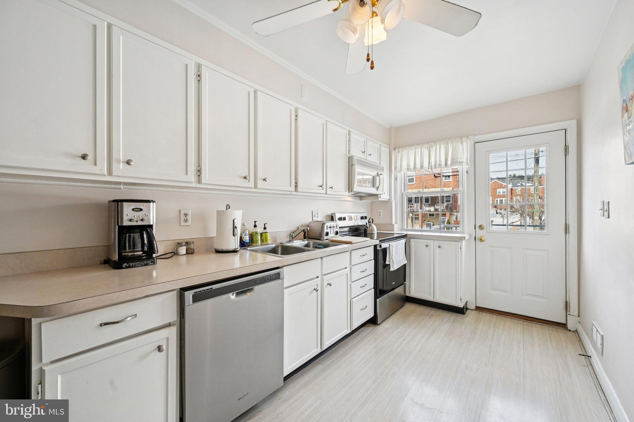 ACADEMY HEIGHTS - Residential