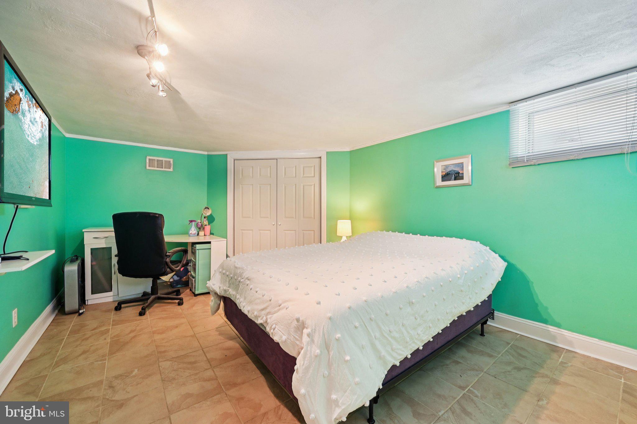 ACADEMY HEIGHTS - Residential