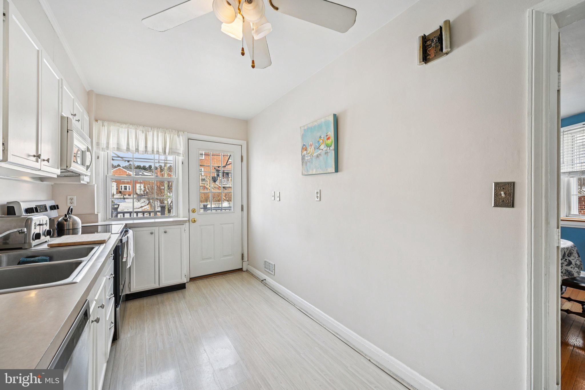 ACADEMY HEIGHTS - Residential