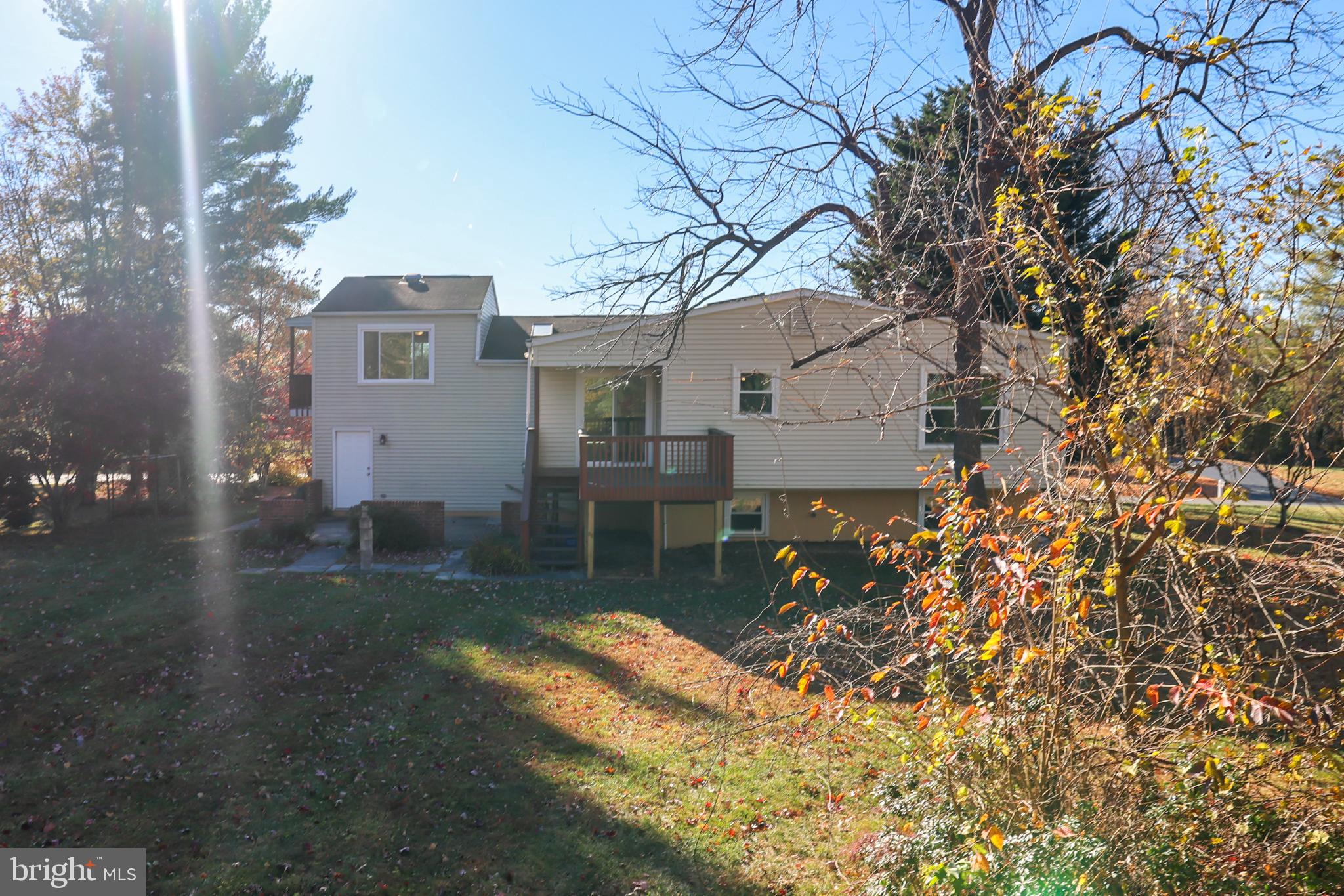 FALLS MANOR - Residential Lease